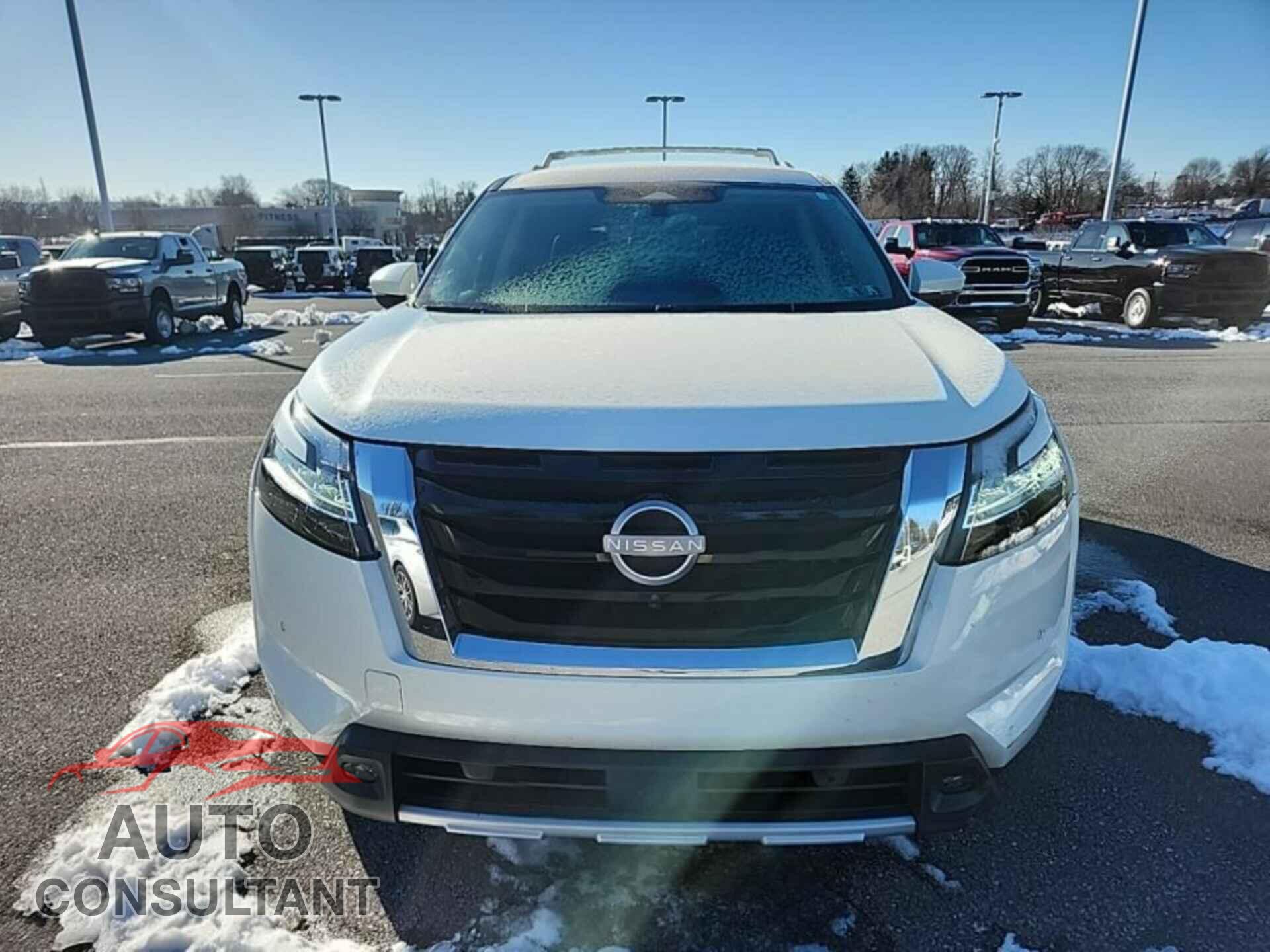 NISSAN PATHFINDER 2023 - 5N1DR3CC9PC220465