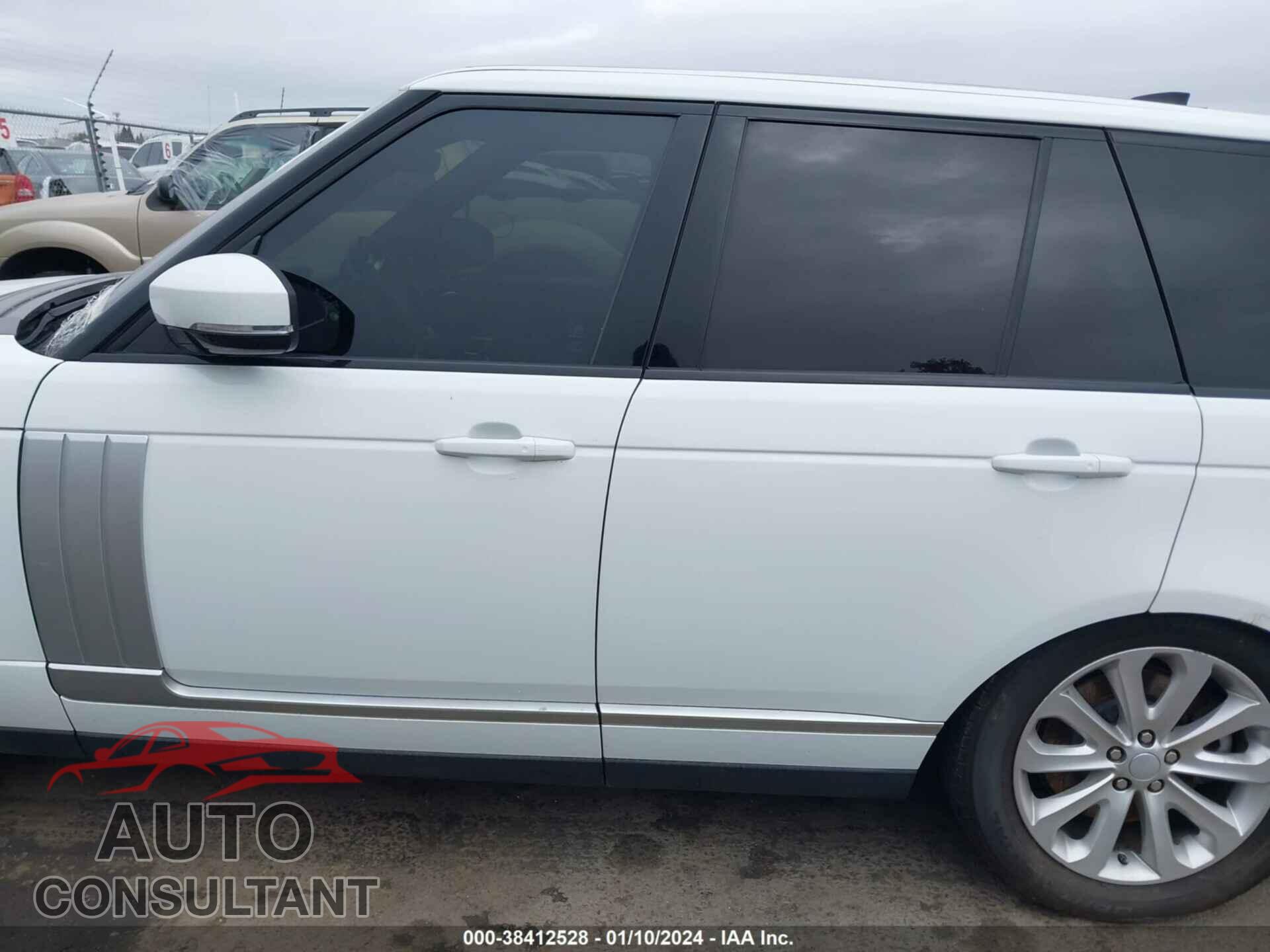 LAND ROVER RANGE ROVER 2017 - SALGS2FV0HA348970