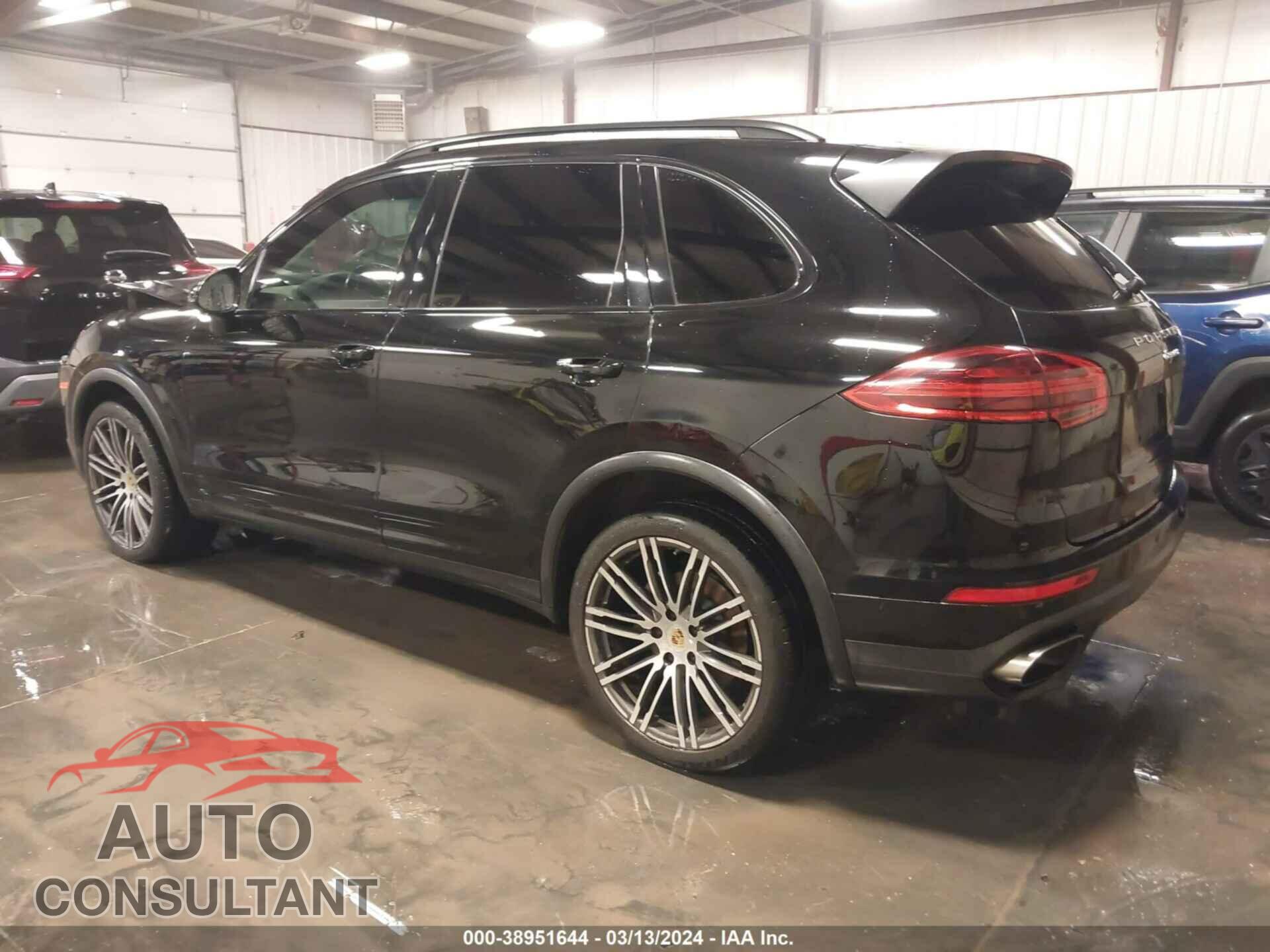 PORSCHE CAYENNE 2016 - WP1AA2A29GLA10708