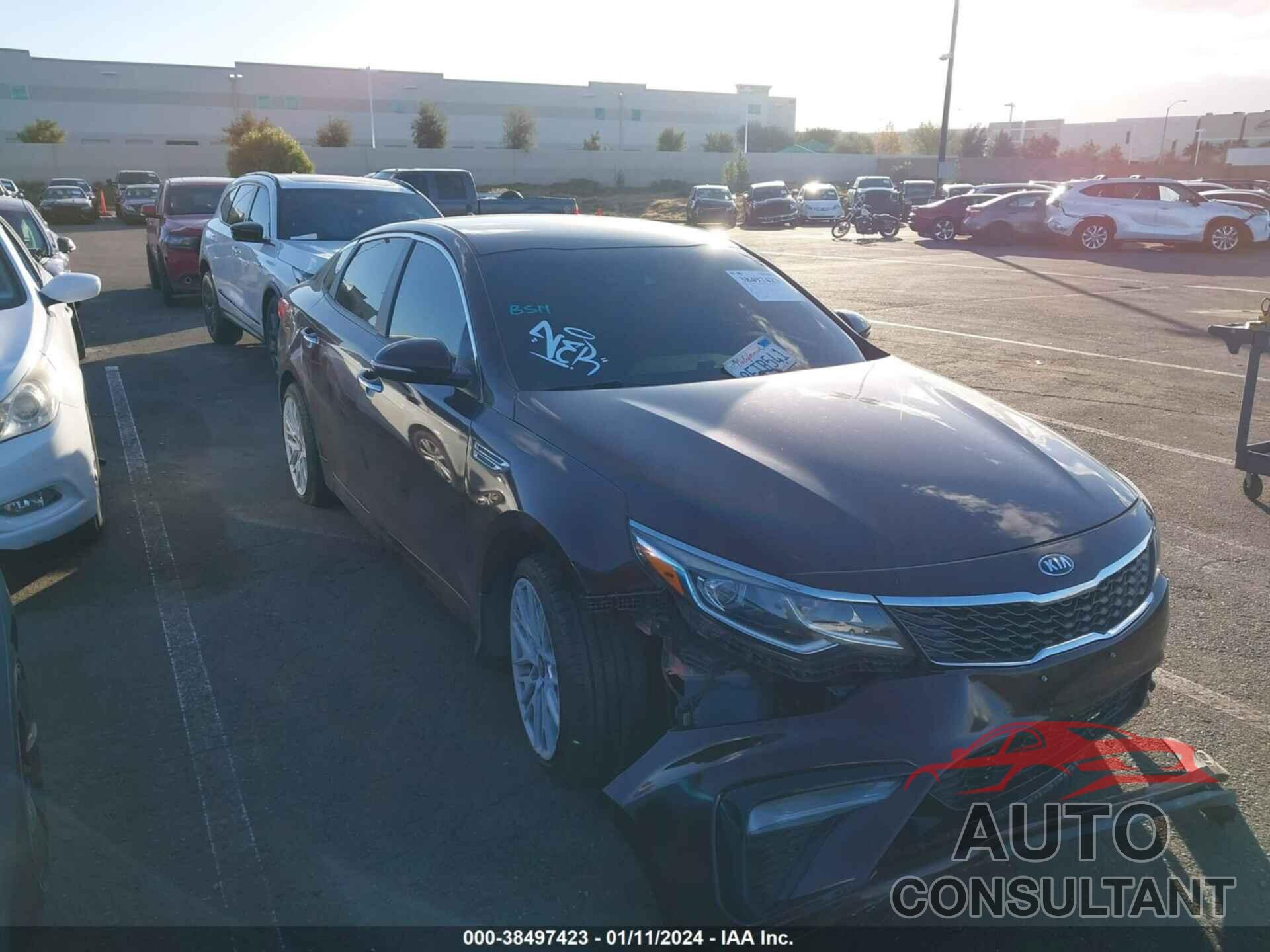 KIA OPTIMA 2019 - 5XXGT4L37KG284165