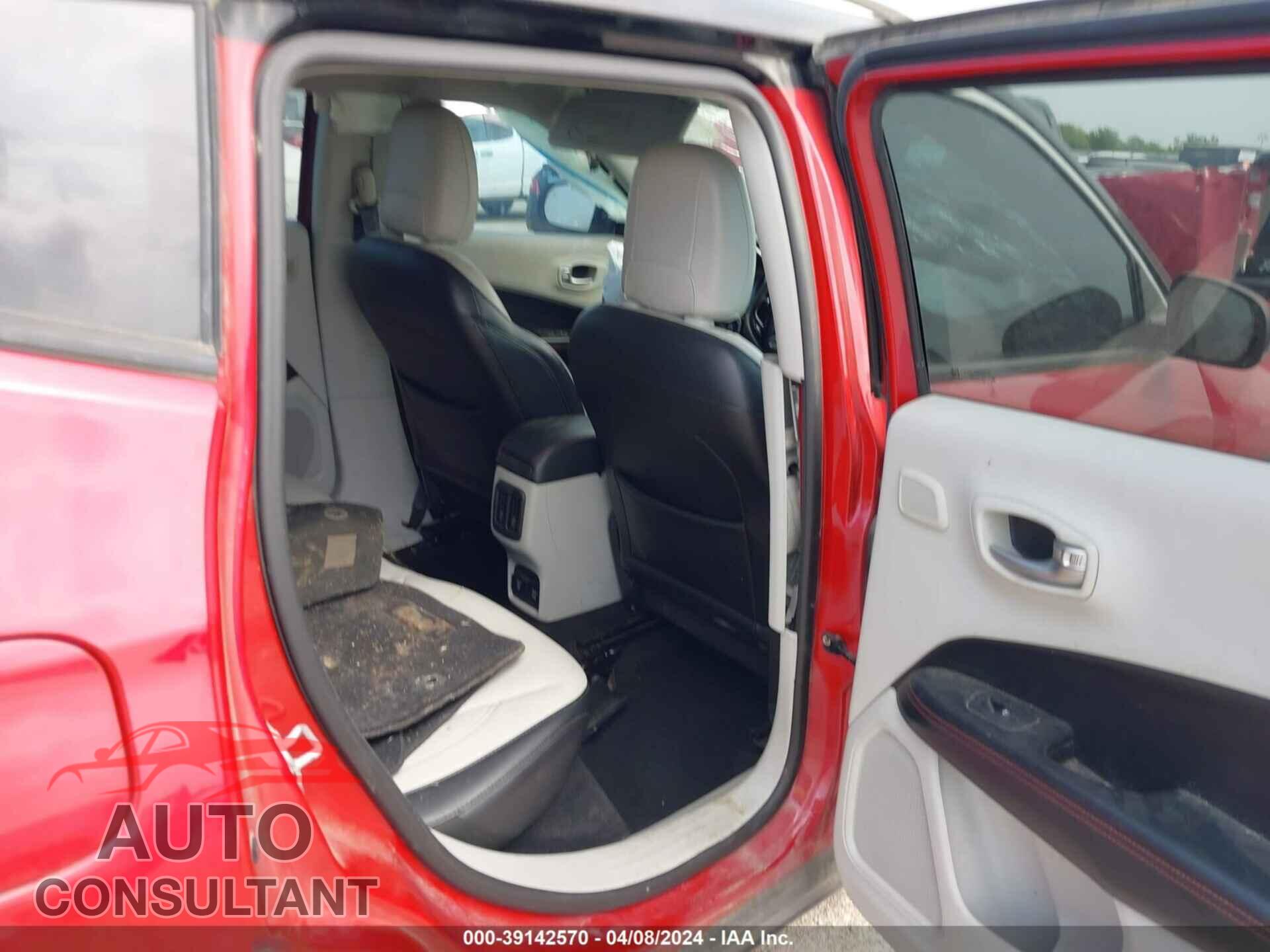 JEEP COMPASS 2017 - 3C4NJDCB2HT661499