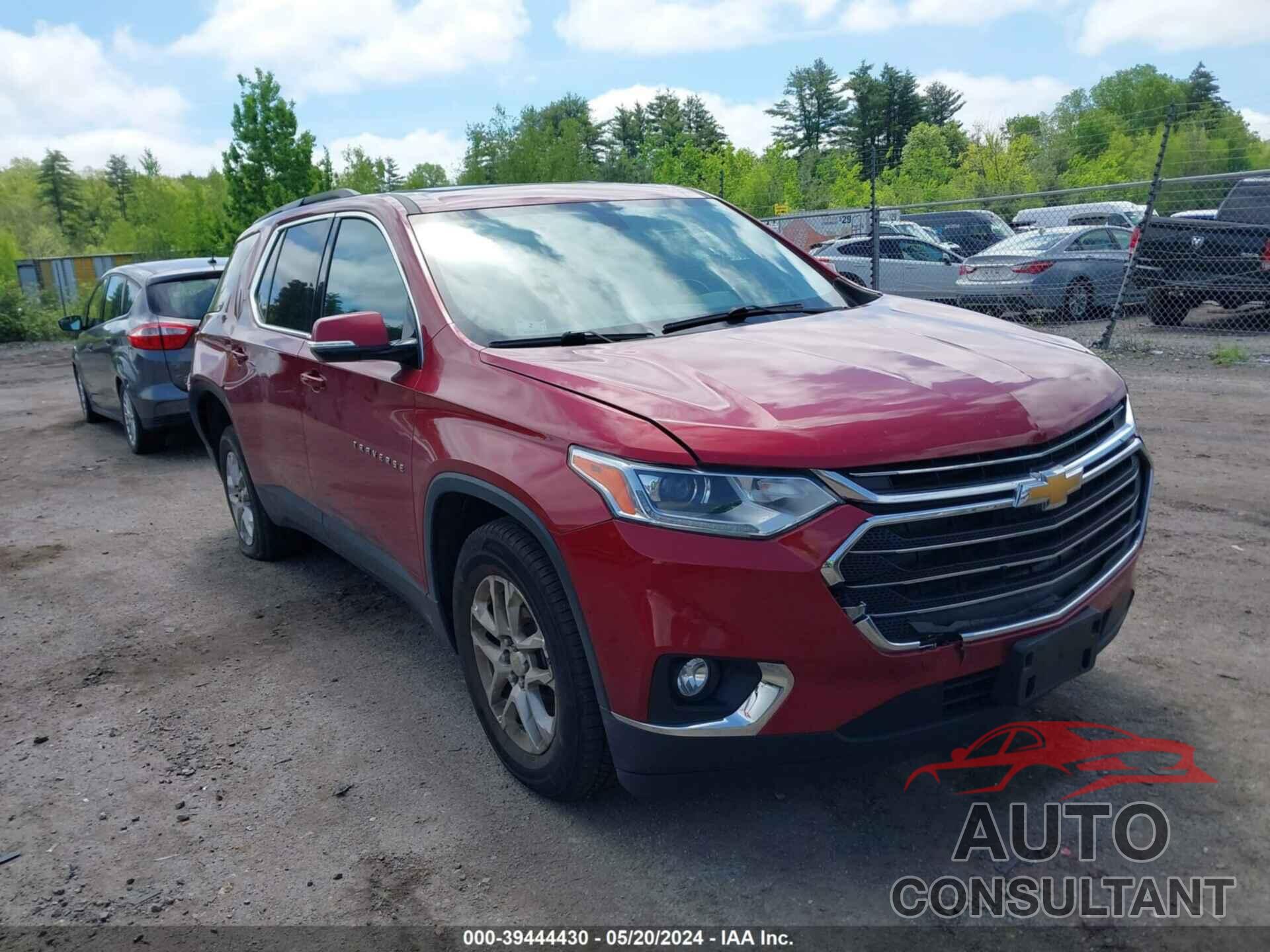 CHEVROLET TRAVERSE 2019 - 1GNEVGKW1KJ228515