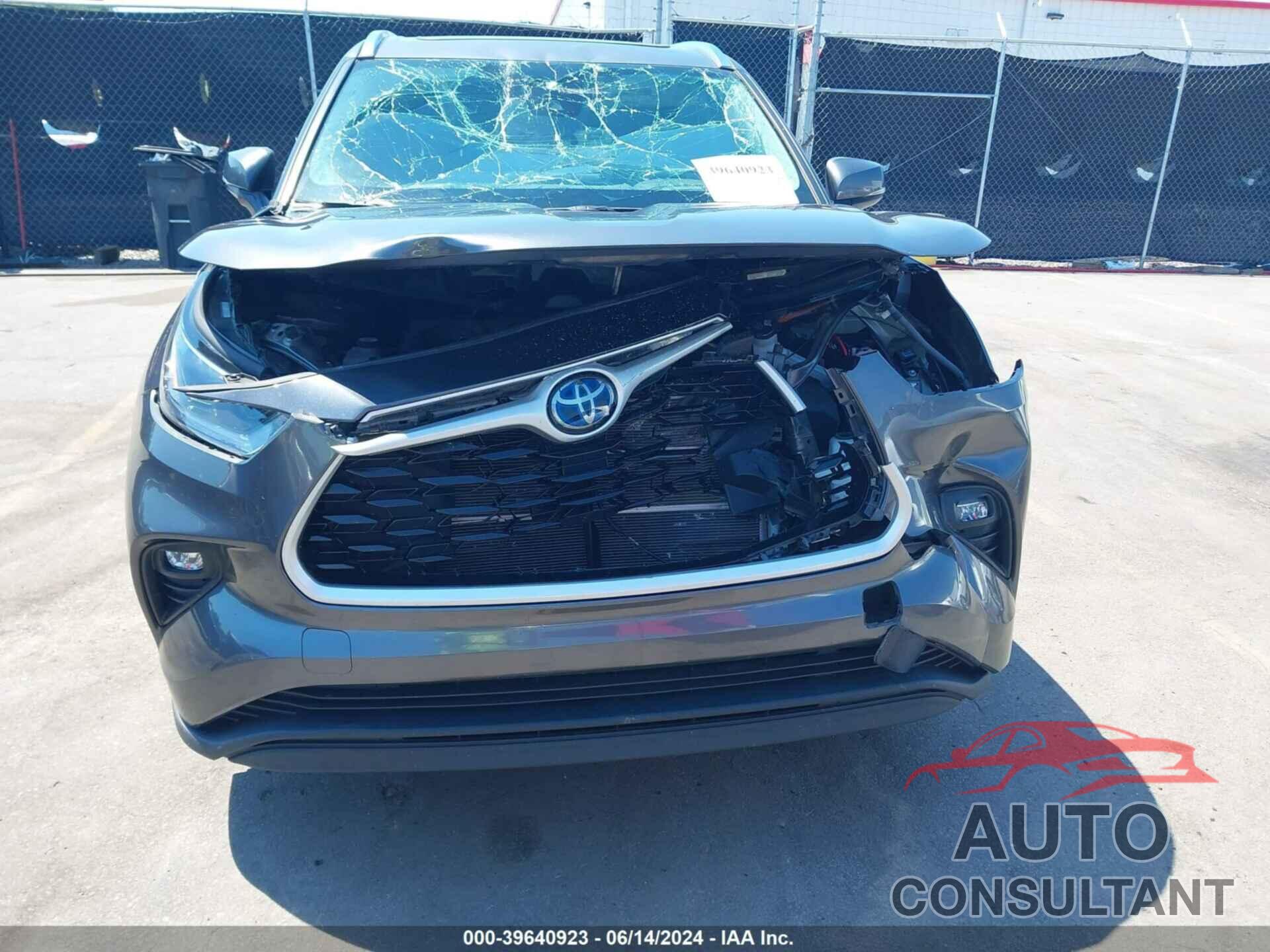 TOYOTA HIGHLANDER 2021 - 5TDGBRCH2MS052781