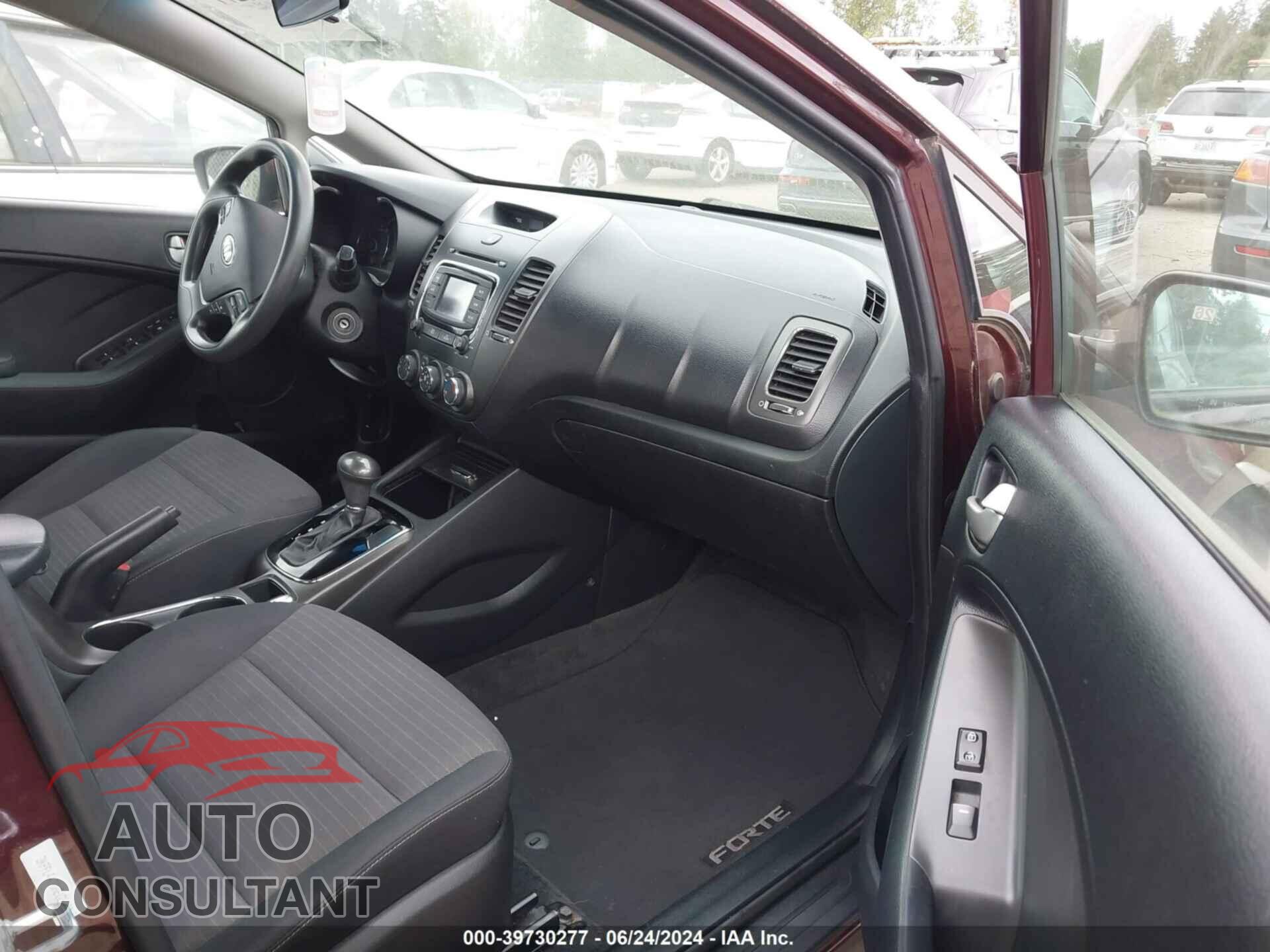 KIA FORTE 2017 - 3KPFL4A70HE129301