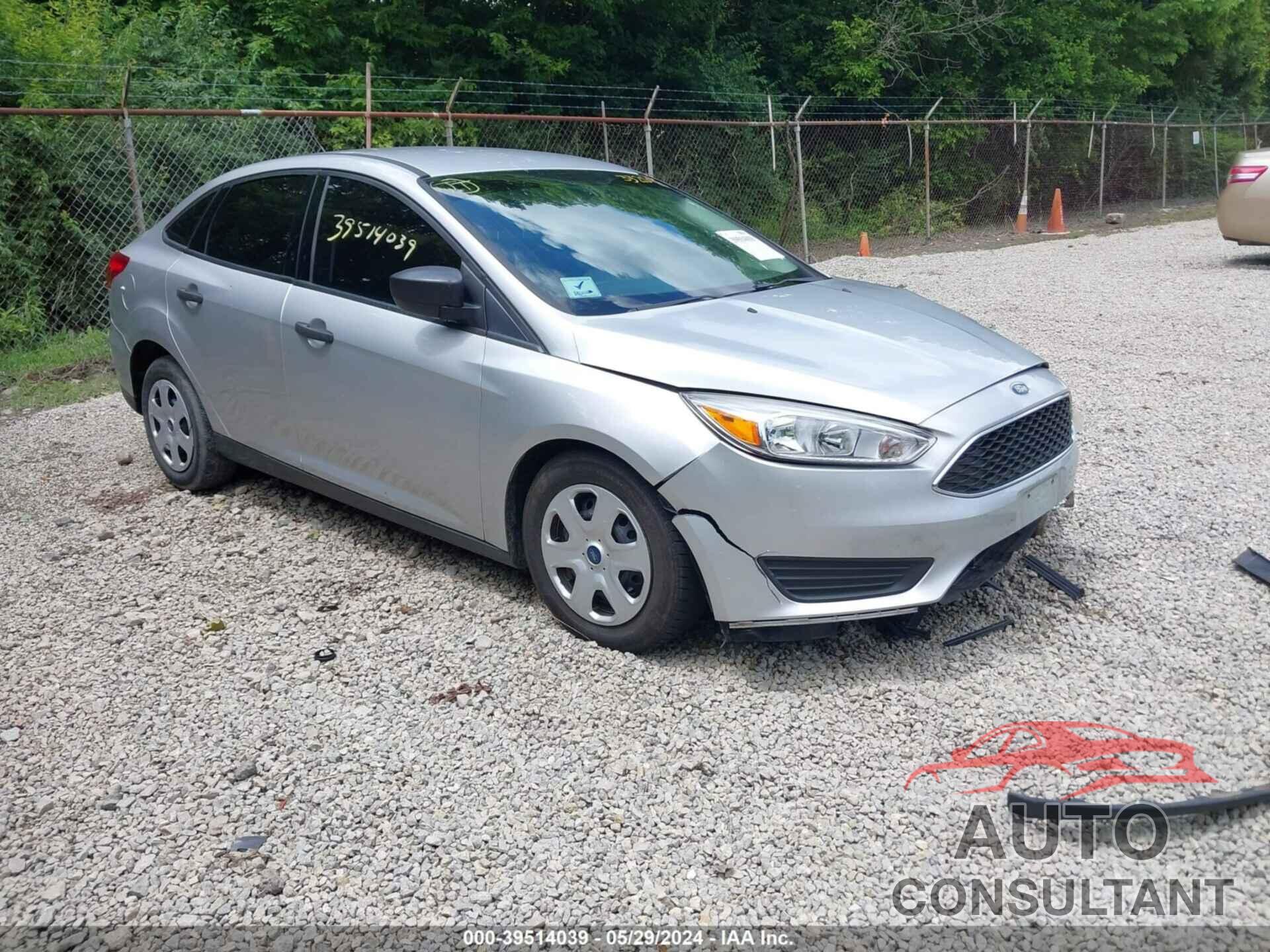 FORD FOCUS 2017 - 1FADP3E21HL332098