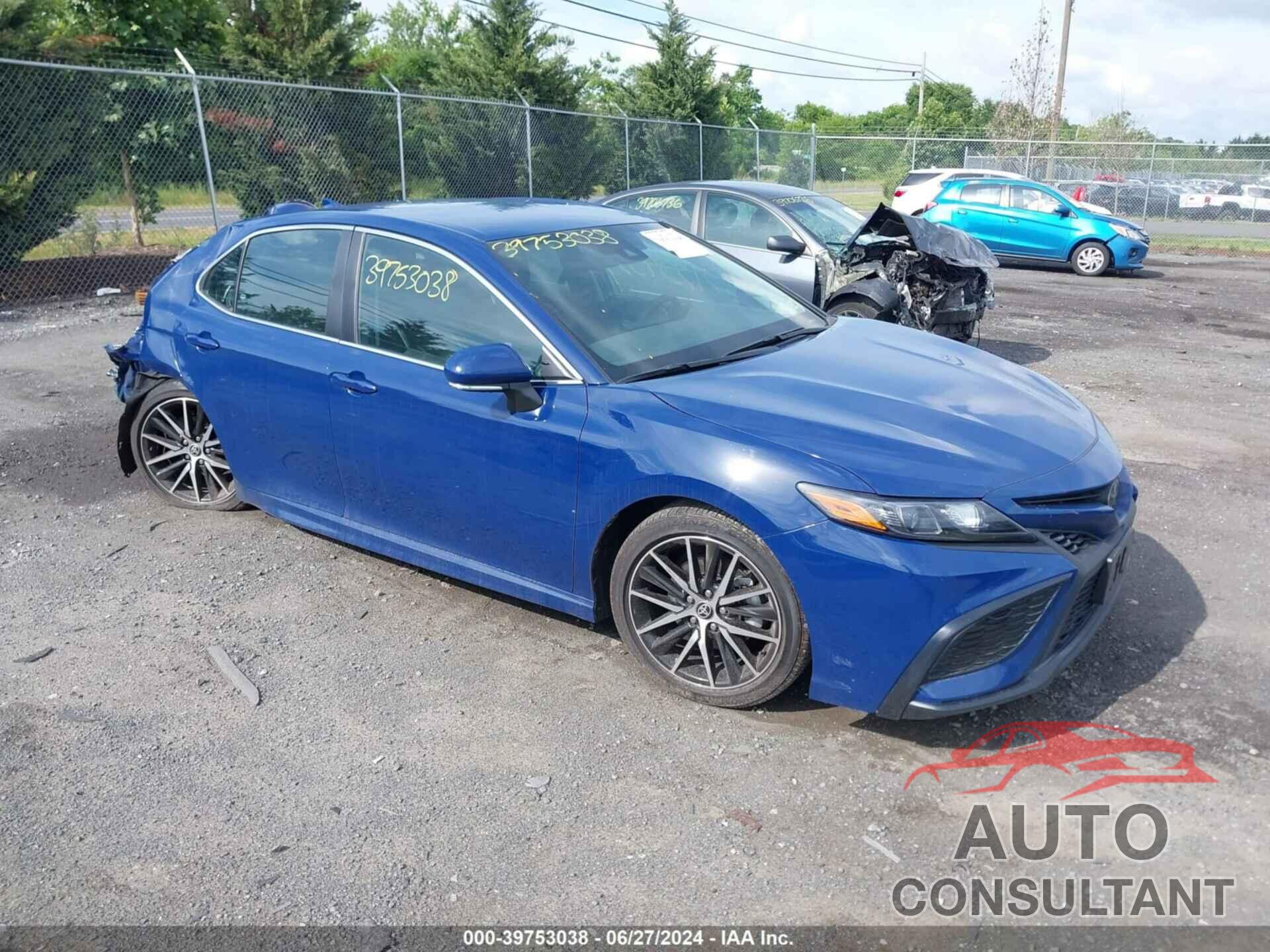 TOYOTA CAMRY 2023 - 4T1G11AK1PU099900