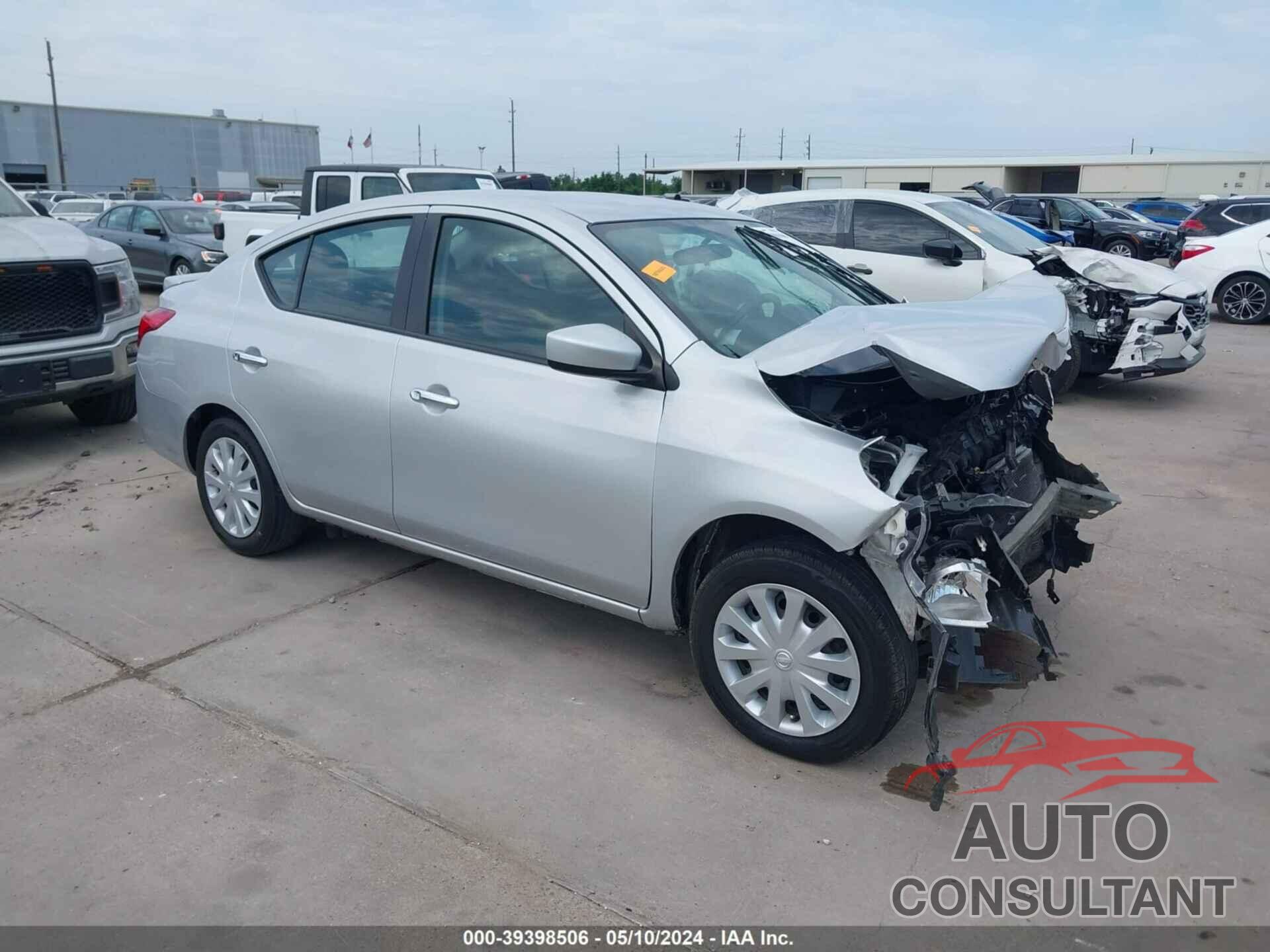 NISSAN VERSA 2019 - 3N1CN7AP7KL864734