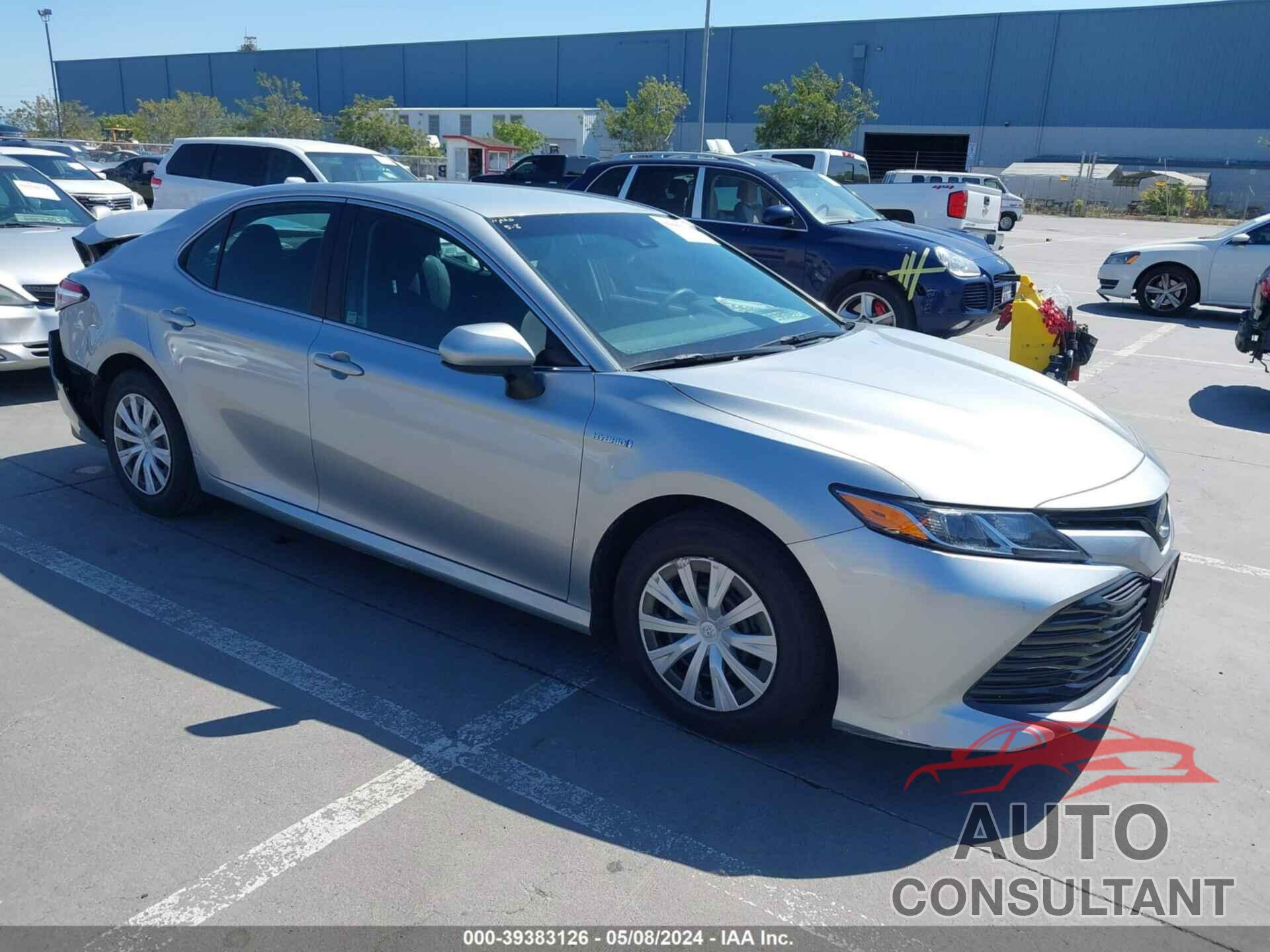 TOYOTA CAMRY HYBRID 2018 - 4T1B31HK8JU501395