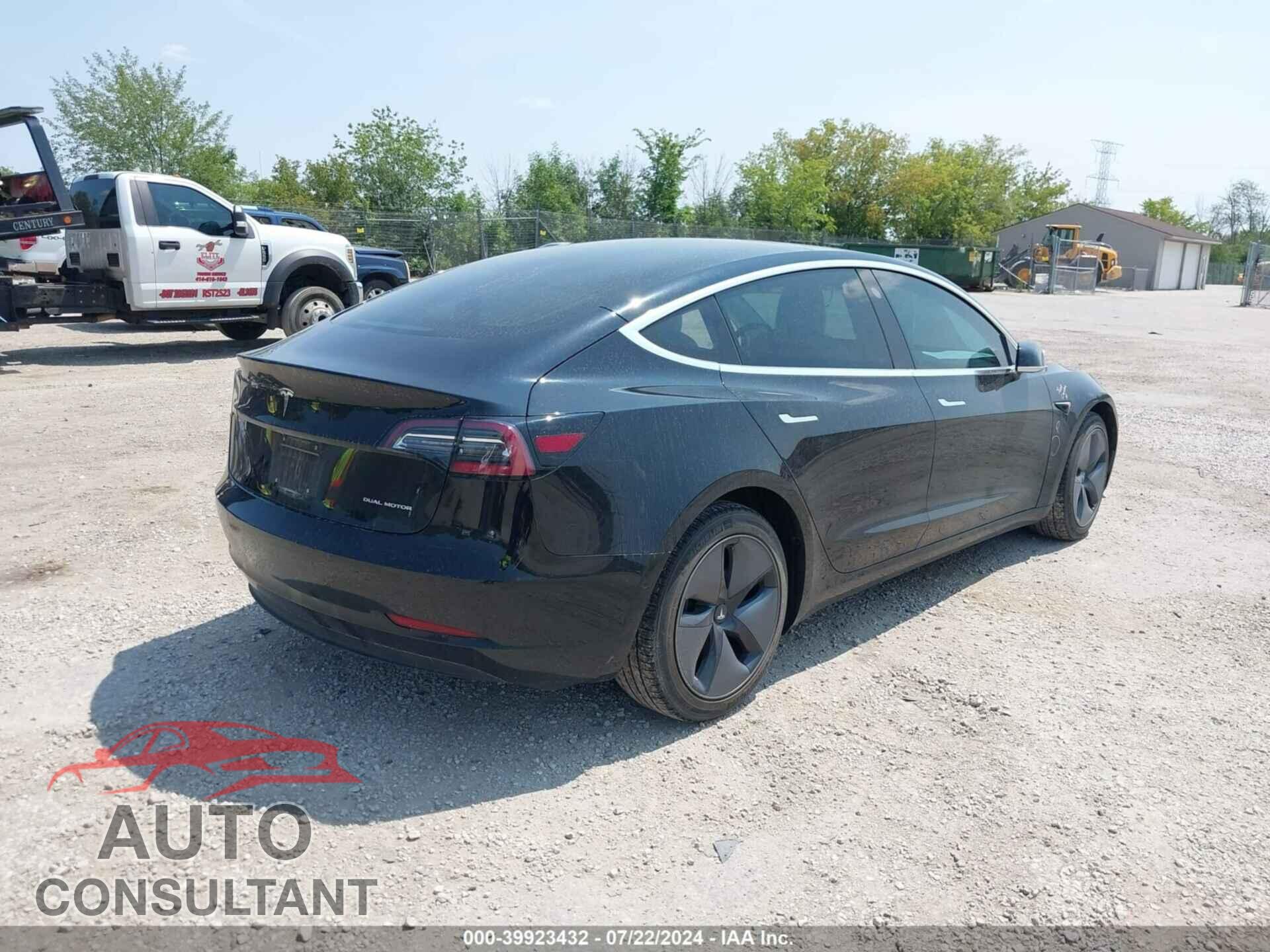 TESLA MODEL 3 2018 - 5YJ3E1EB7JF170552