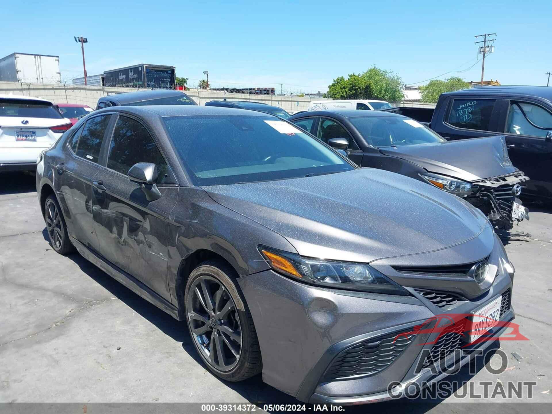 TOYOTA CAMRY 2022 - 4T1G11AK2NU041064