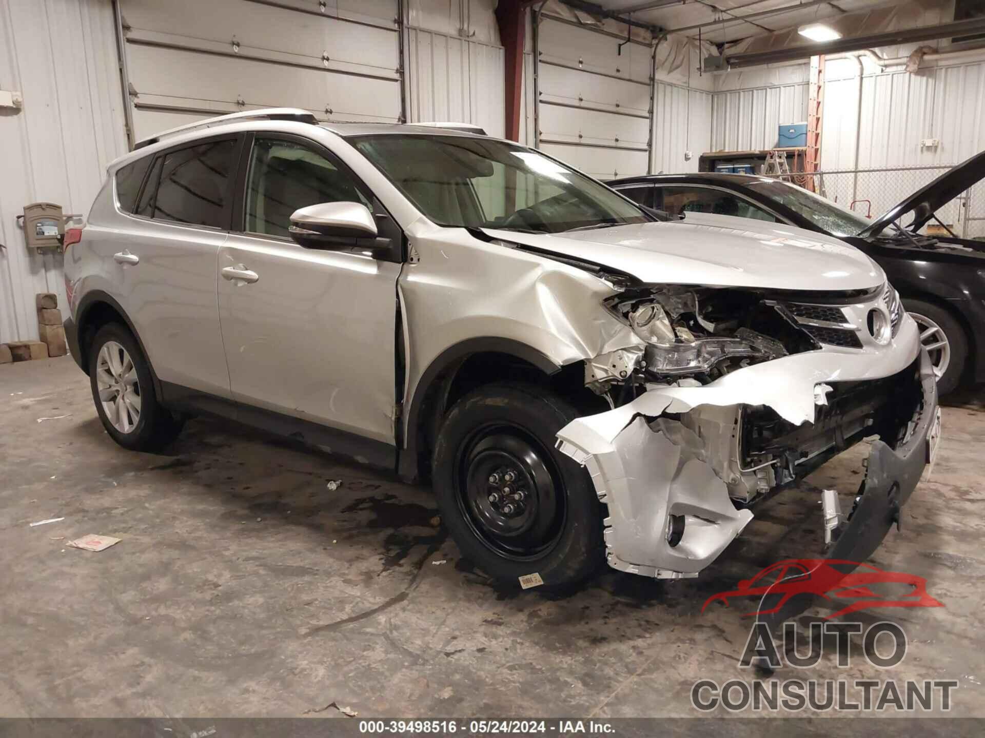 TOYOTA RAV4 2015 - 2T3YFREV0FW181132