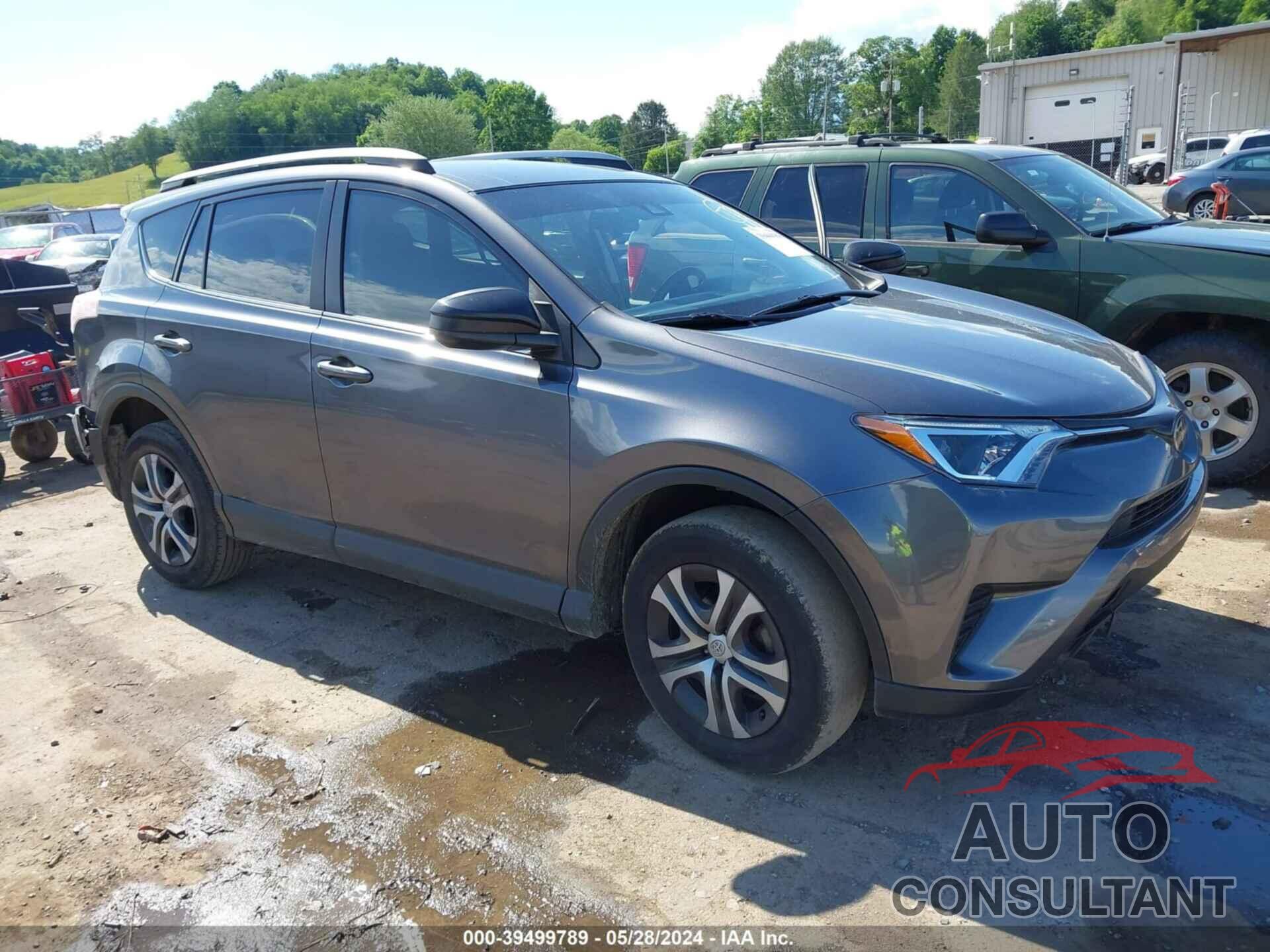 TOYOTA RAV4 2017 - JTMBFREV1HJ132058