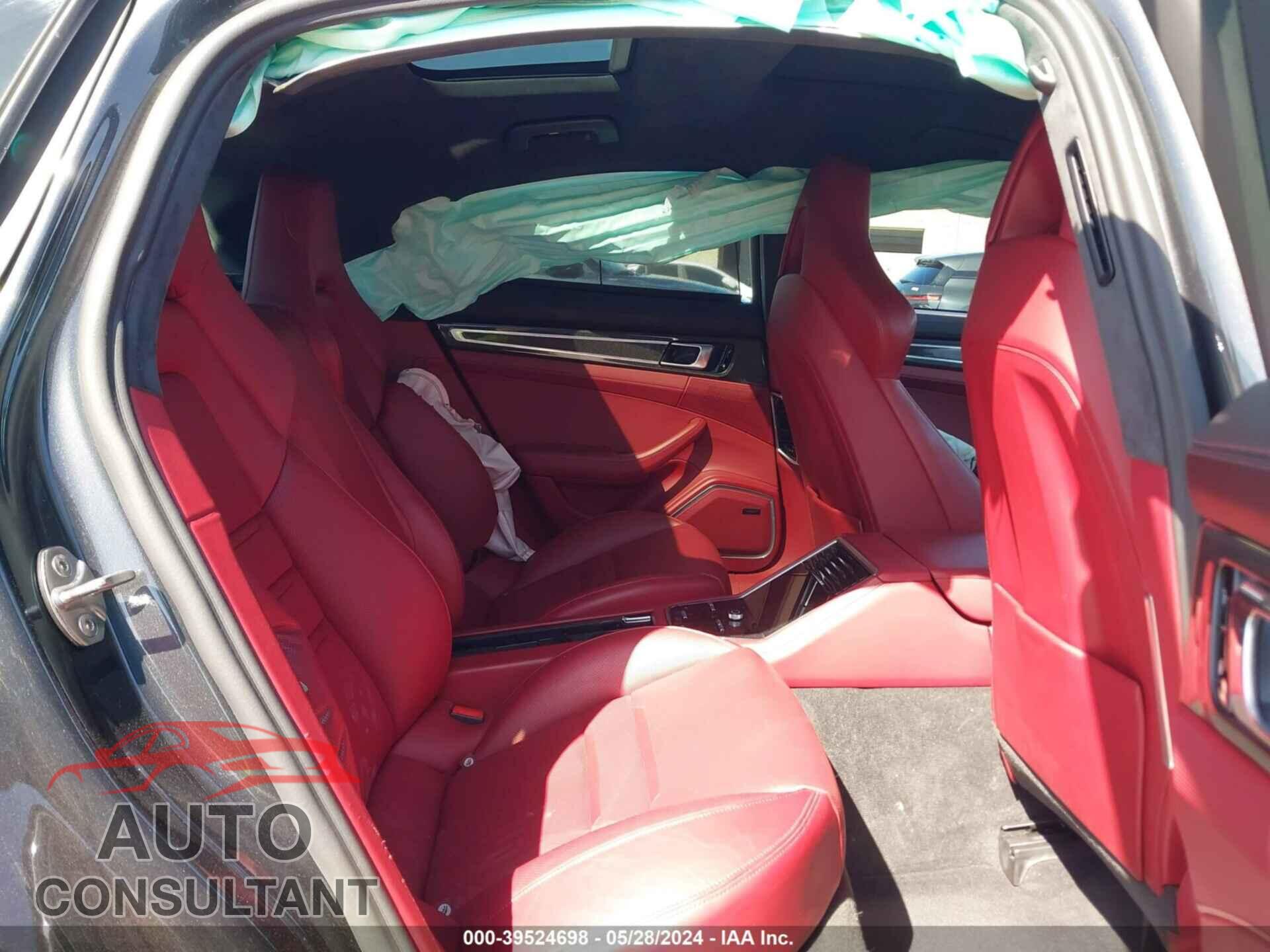 PORSCHE PANAMERA 2017 - WP0AF2A78HL152869