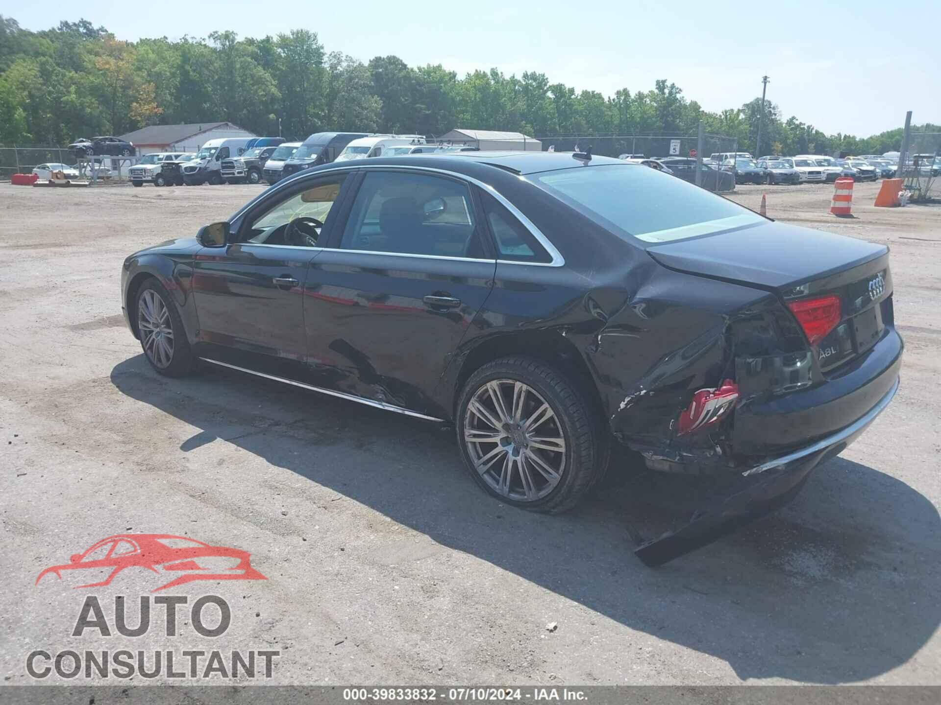 AUDI A8 L 2013 - WAURGAFD2DN003054
