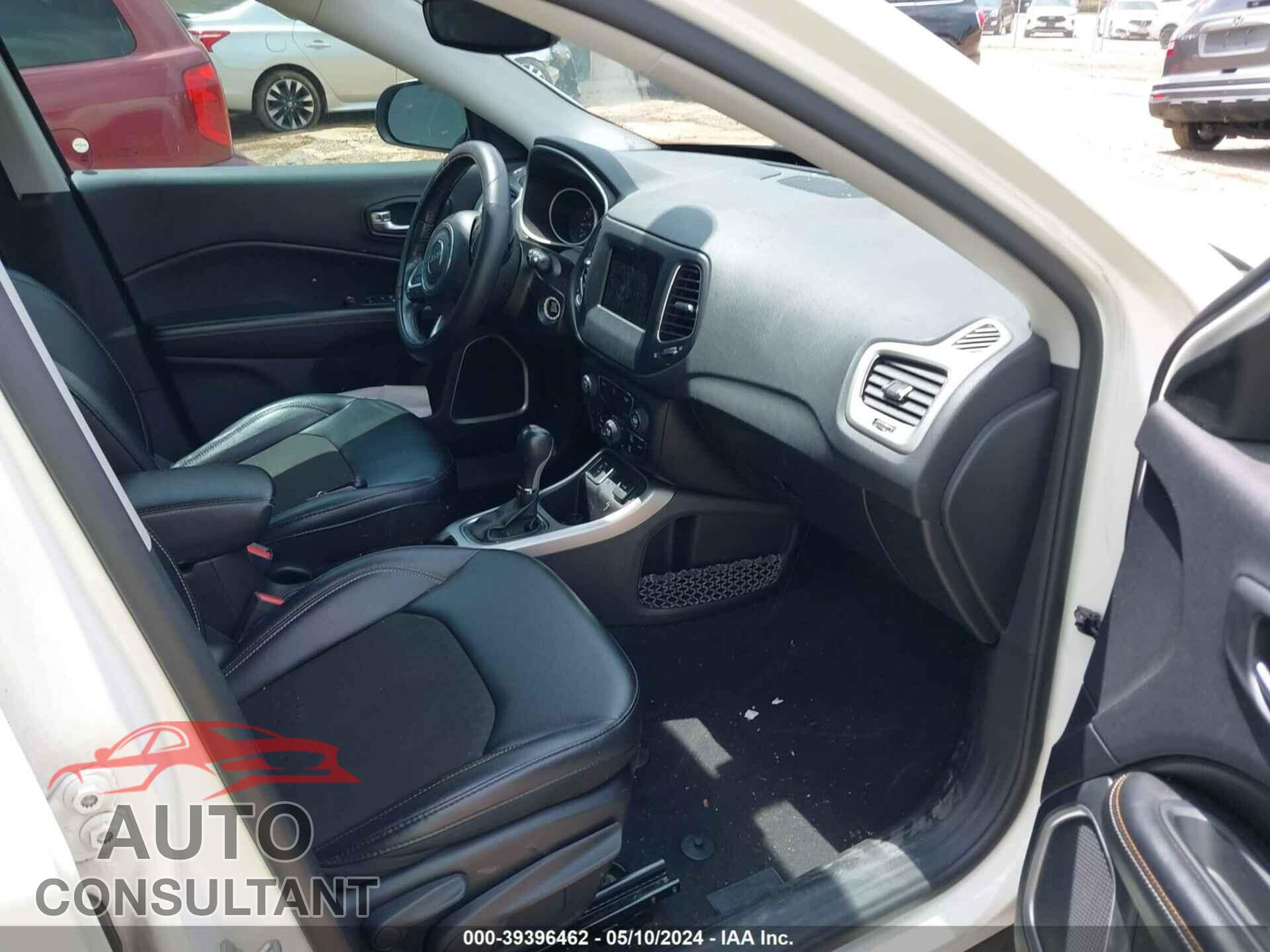 JEEP COMPASS 2020 - 3C4NJCBB0LT166531