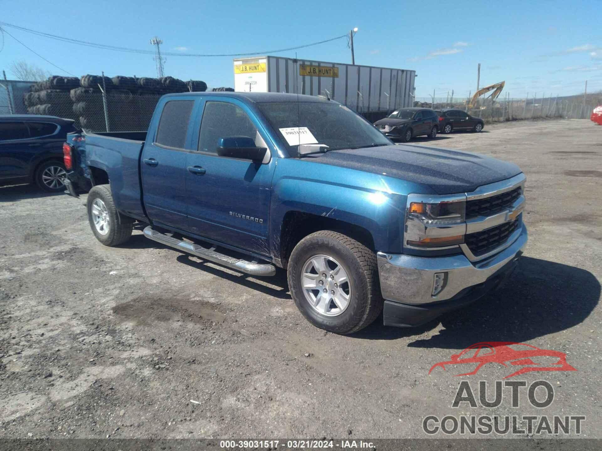 CHEVROLET SILVERADO 1500 2018 - 1GCVKREC3JZ101229