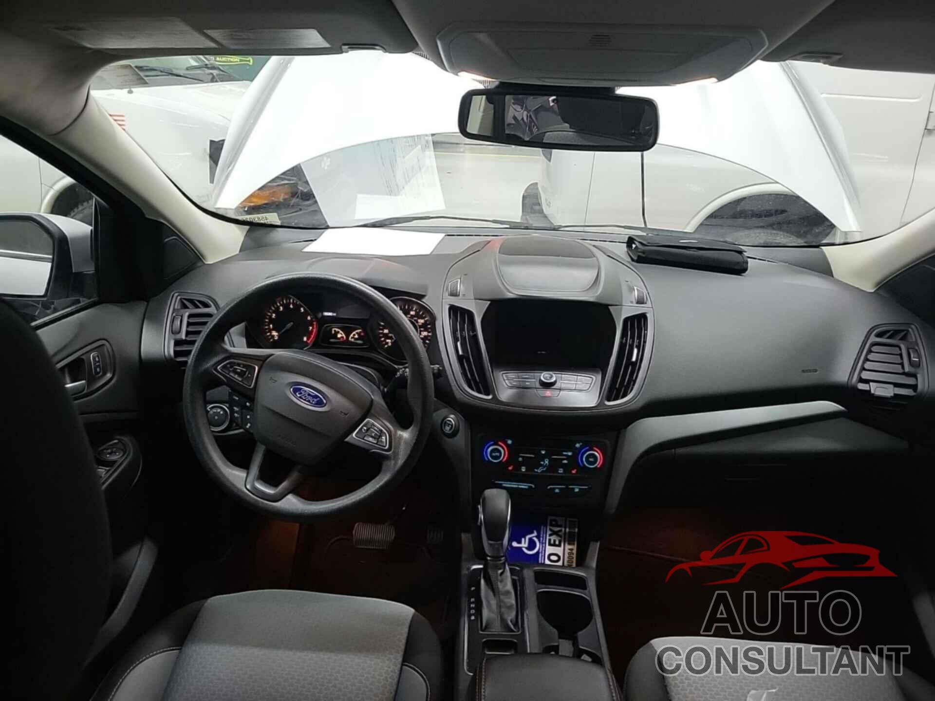 FORD ESCAPE 2019 - 1FMCU9GD6KUB33271