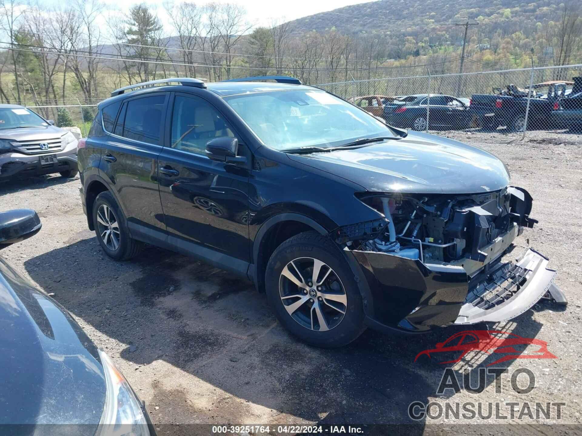 TOYOTA RAV4 2018 - 2T3RFREV6JW792506