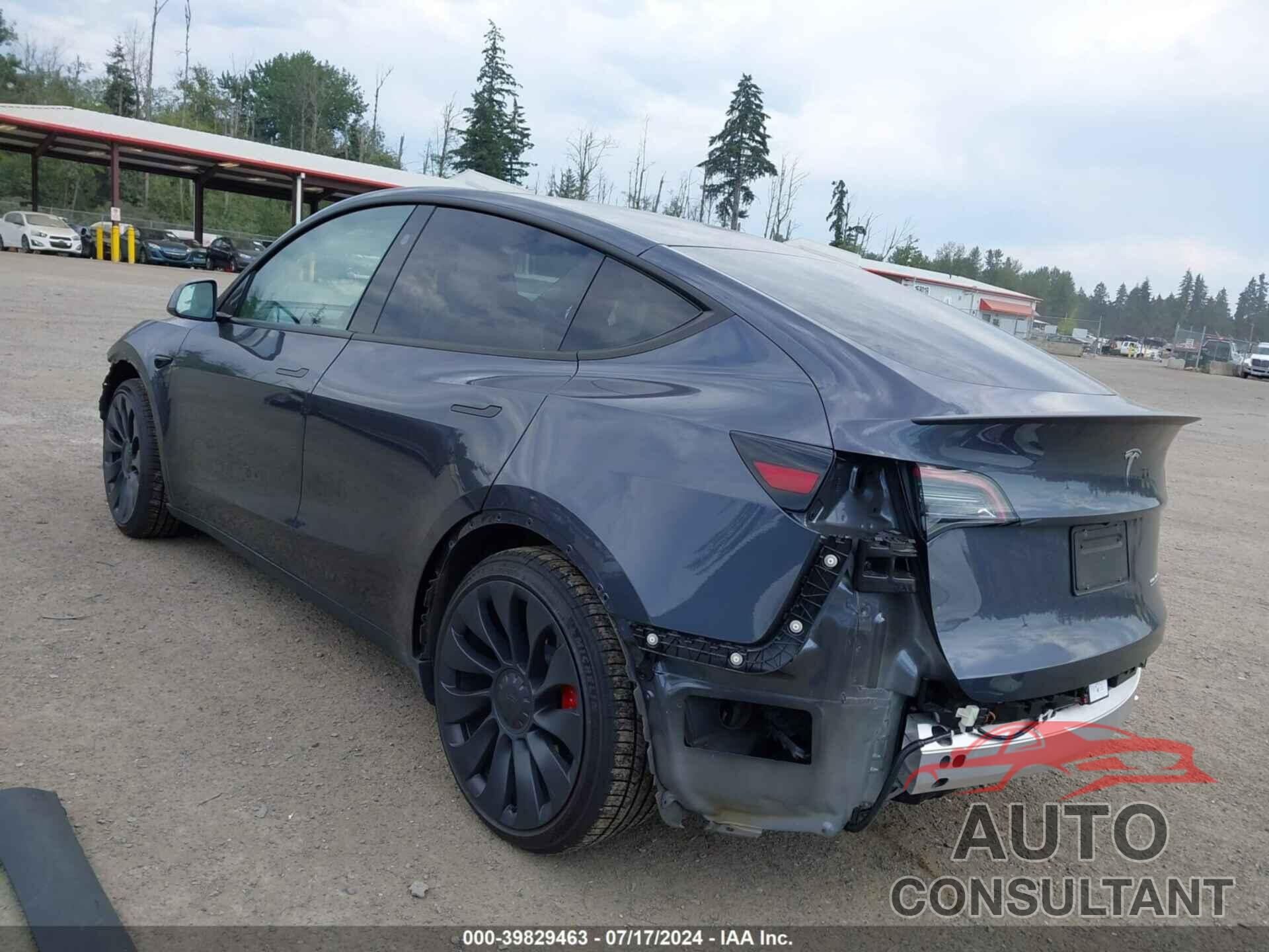 TESLA MODEL Y 2023 - 7SAYGDEF4PF903186