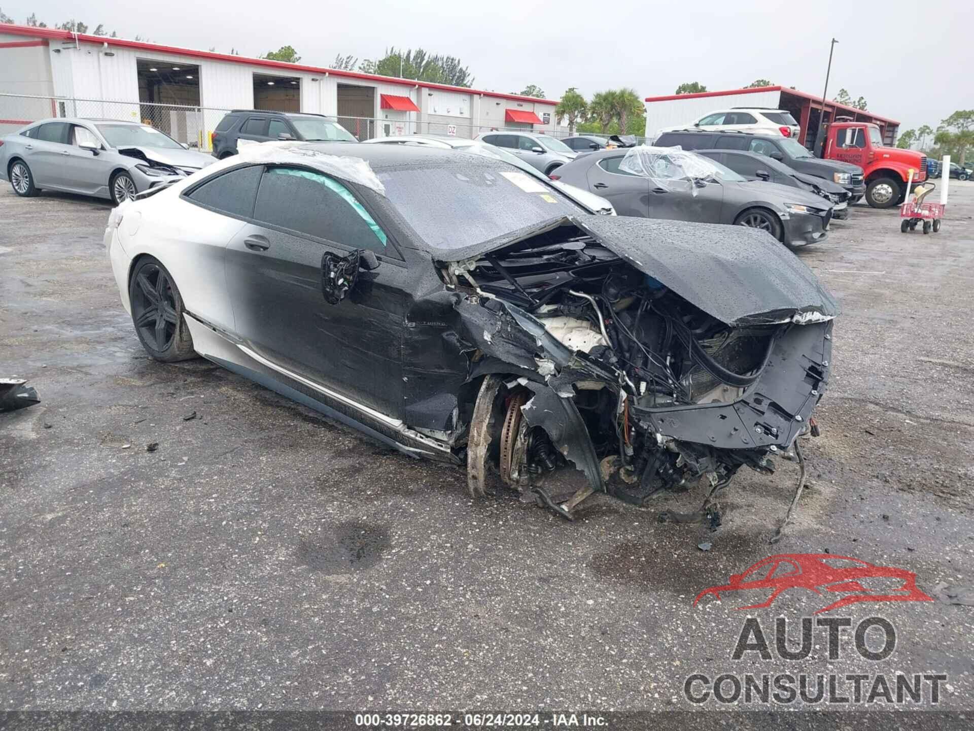MERCEDES-BENZ AMG S 63 2017 - WDDXJ7JB1HA032200