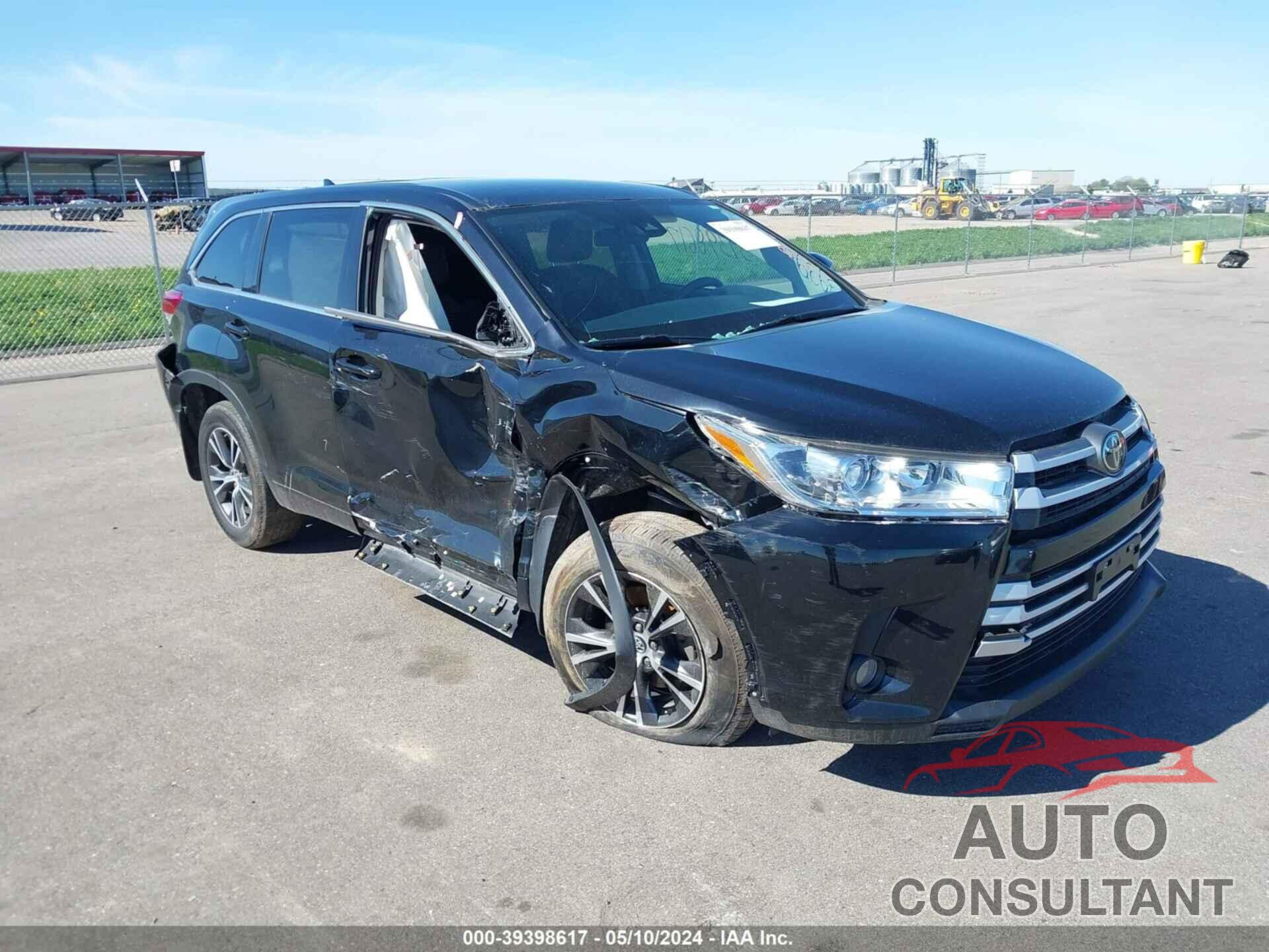 TOYOTA HIGHLANDER 2018 - 5TDBZRFH2JS843079