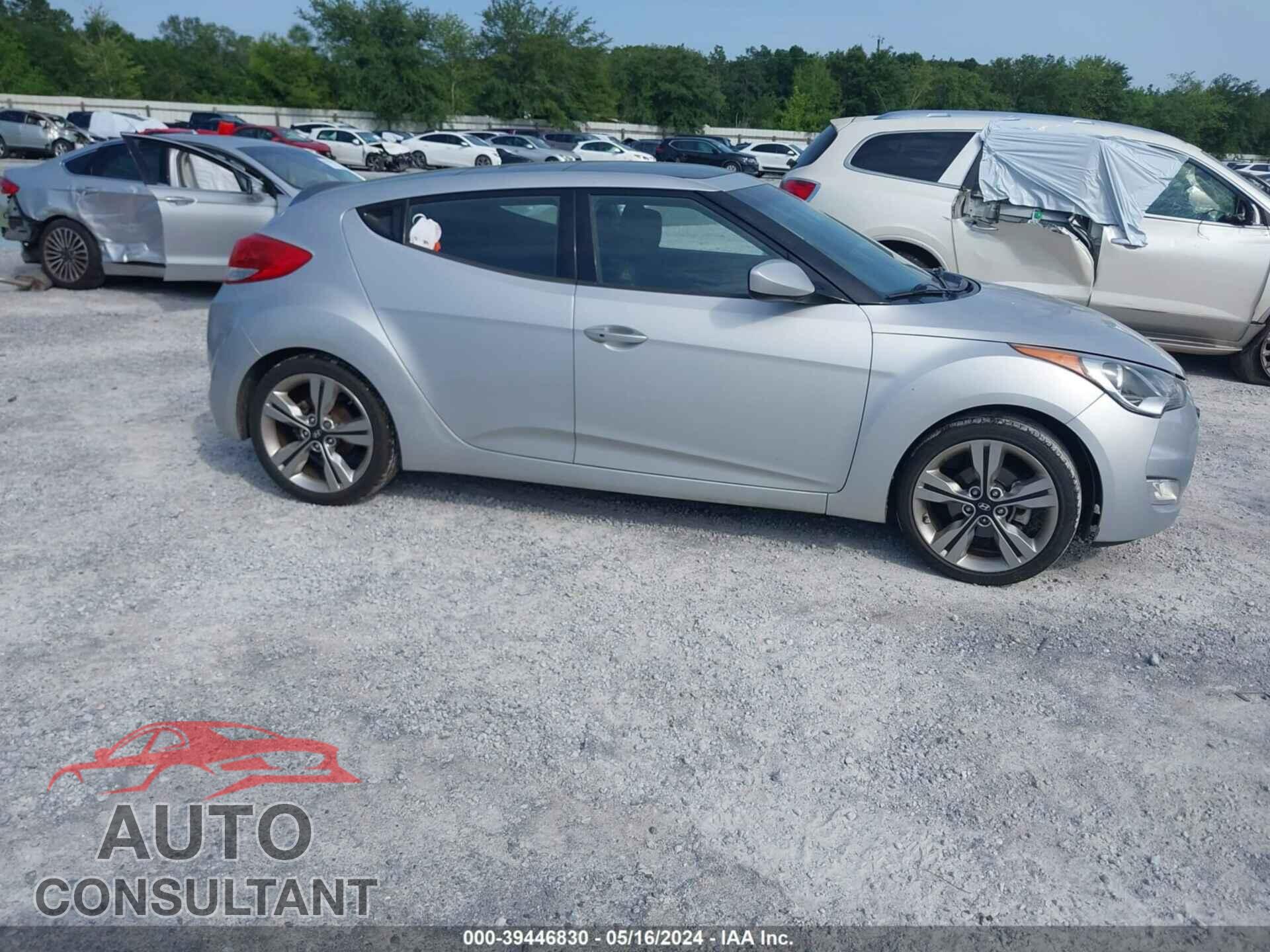 HYUNDAI VELOSTER 2017 - KMHTC6AD0HU314062
