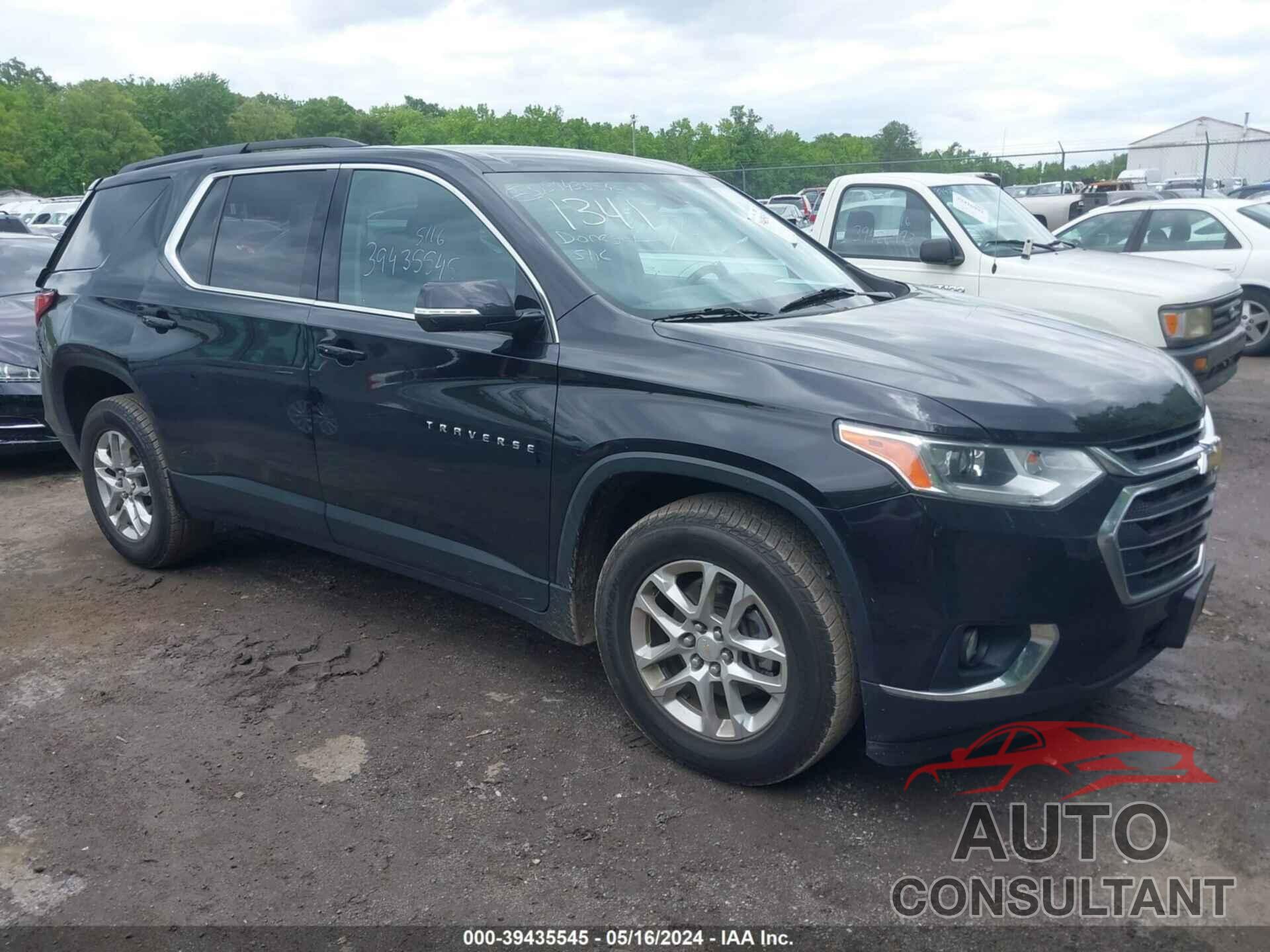 CHEVROLET TRAVERSE 2019 - 1GNEVHKW8KJ261341