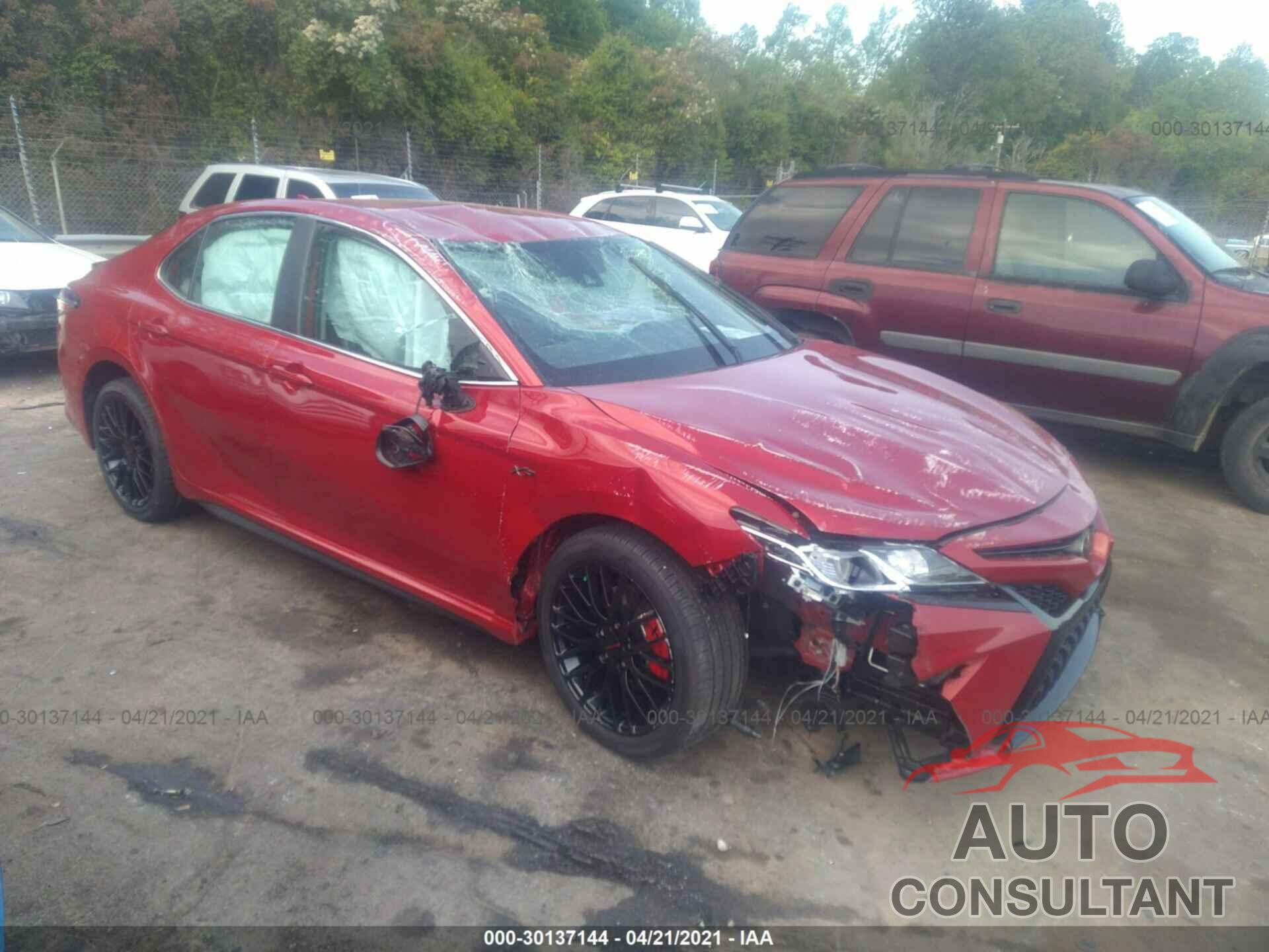 TOYOTA CAMRY 2020 - 4T1G11AK7LU401474