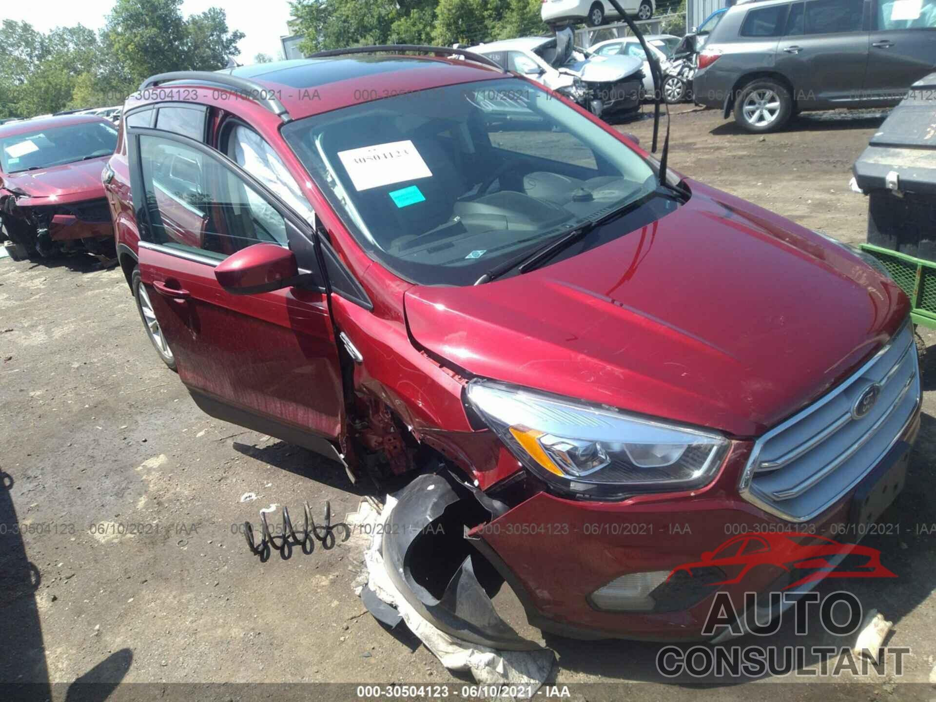 FORD ESCAPE 2018 - 1FMCU0HD7JUA89600