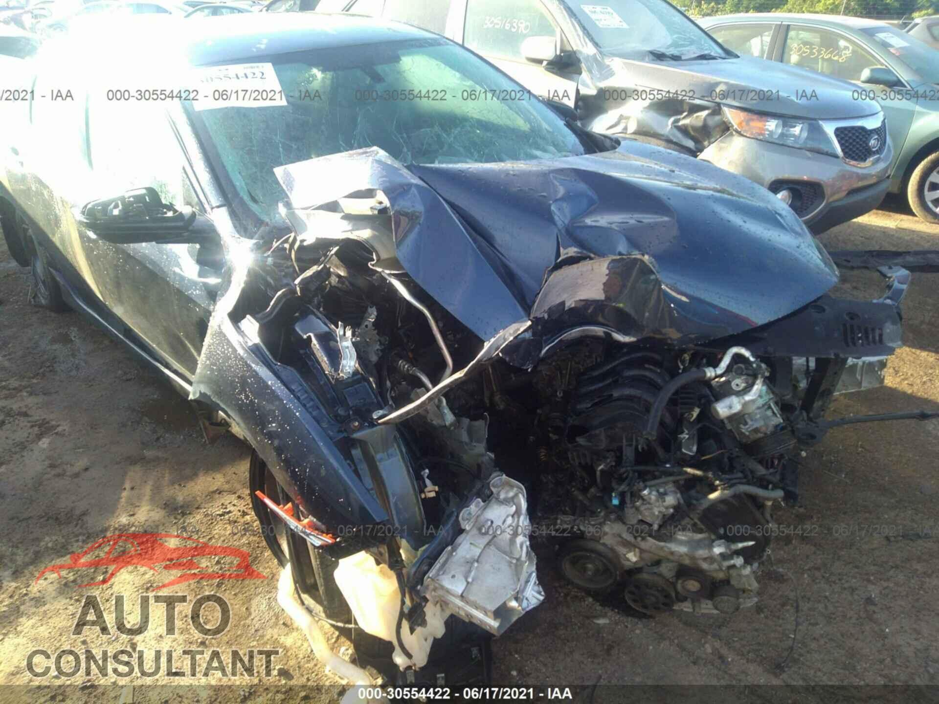 HONDA CIVIC SEDAN 2017 - 19XFC2F50HE000681