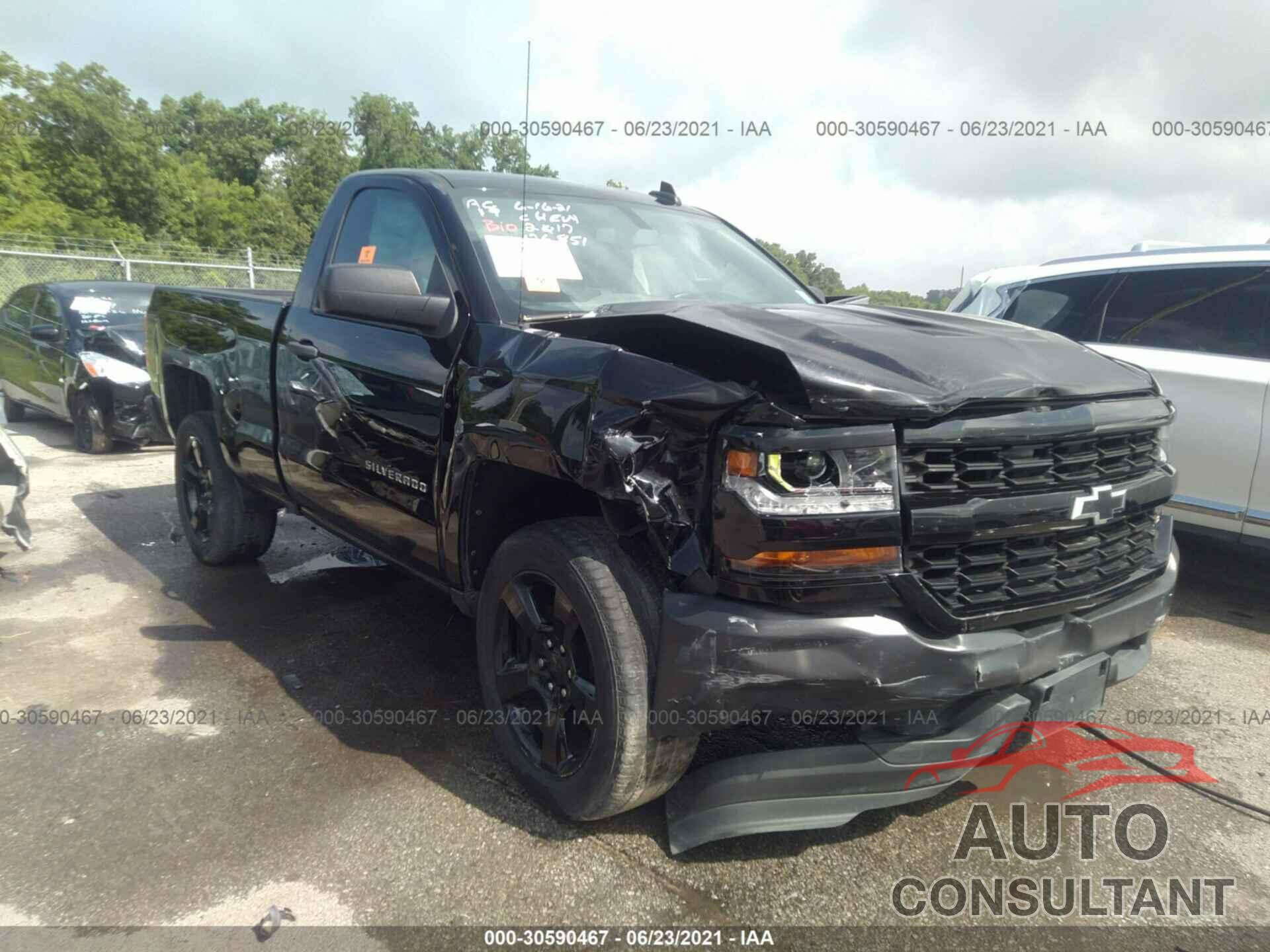 CHEVROLET SILVERADO 1500 2017 - 1GCNCNEC2HZ126851