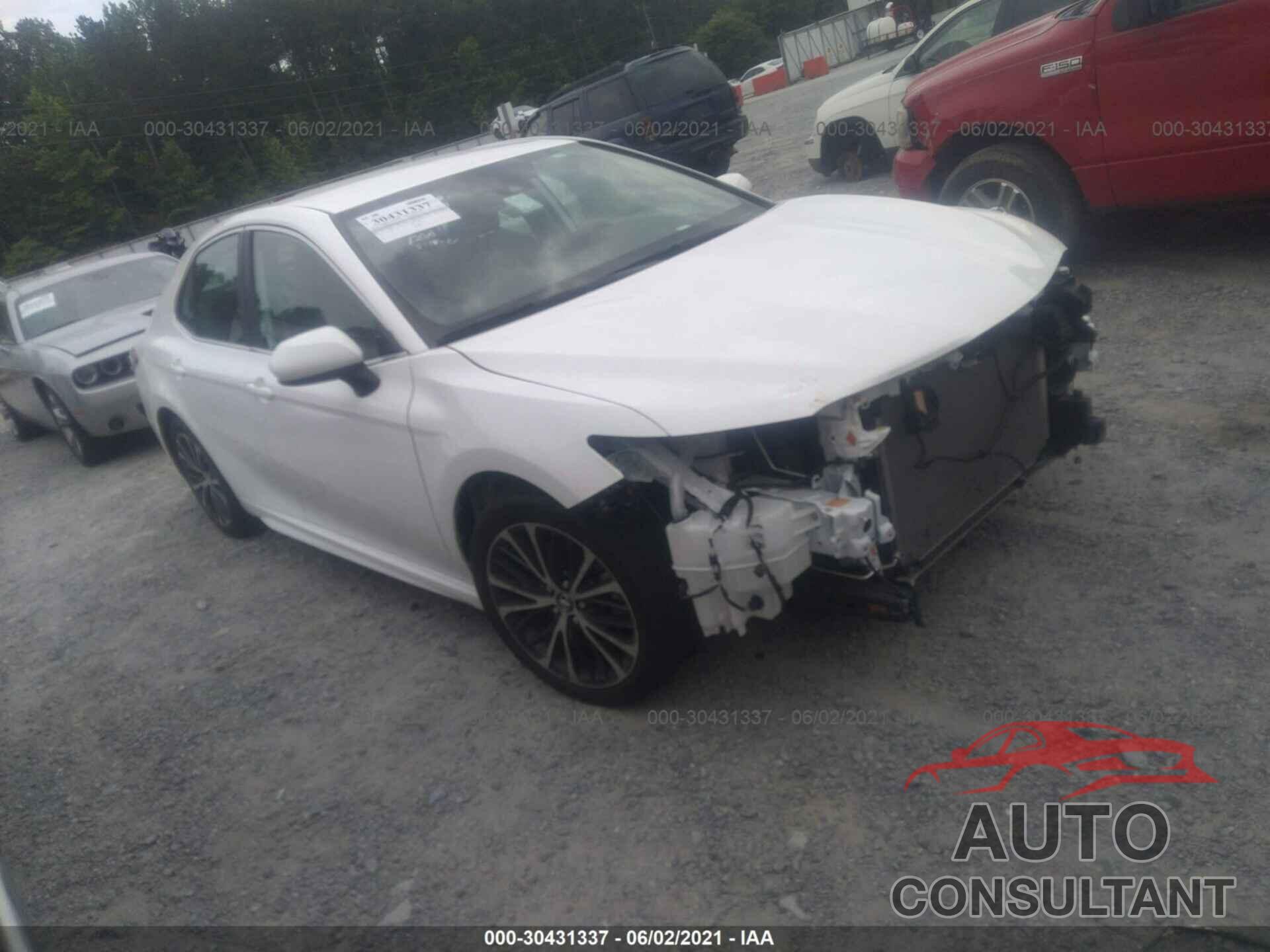 TOYOTA CAMRY 2020 - 4T1G11AK3LU930906