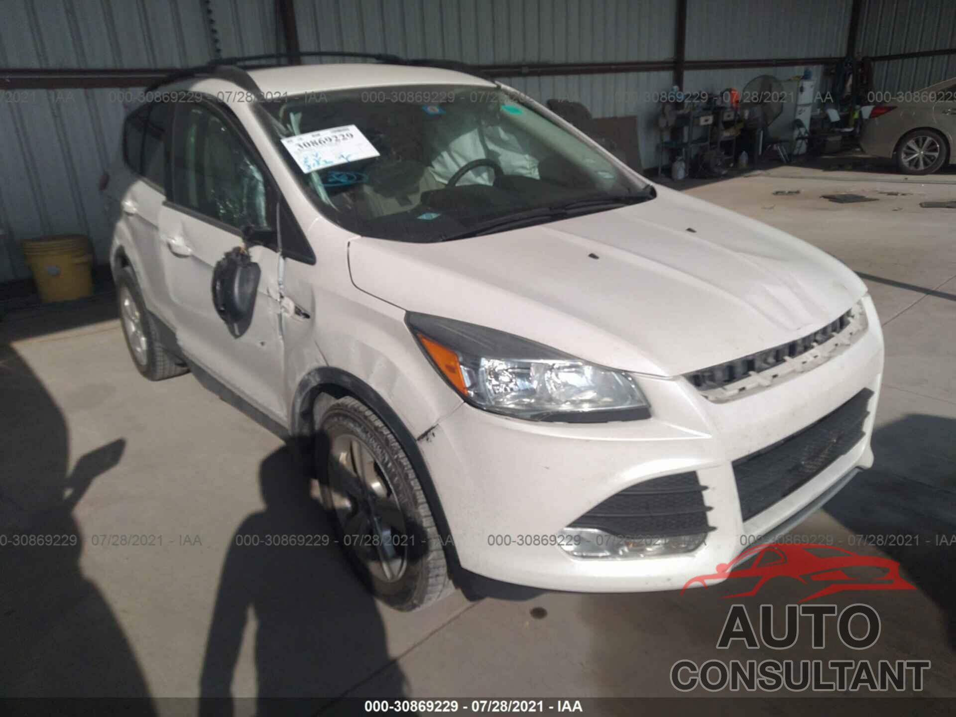 FORD ESCAPE 2016 - 1FMCU0GX1GUB58298