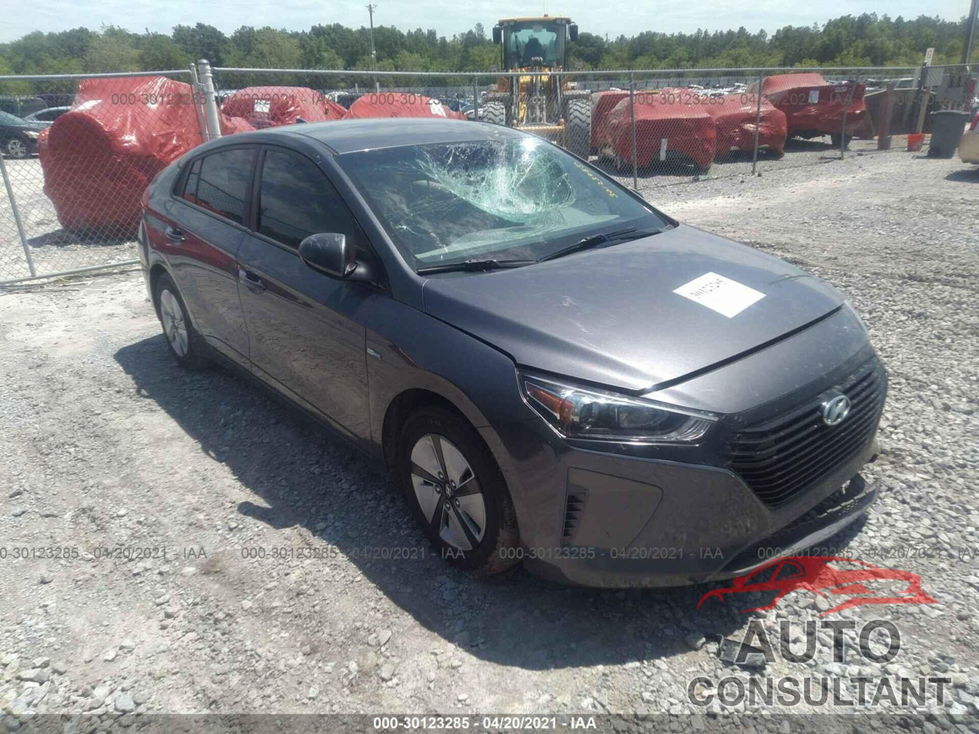 HYUNDAI IONIQ HYBRID 2017 - KMHC65LC6HU051775