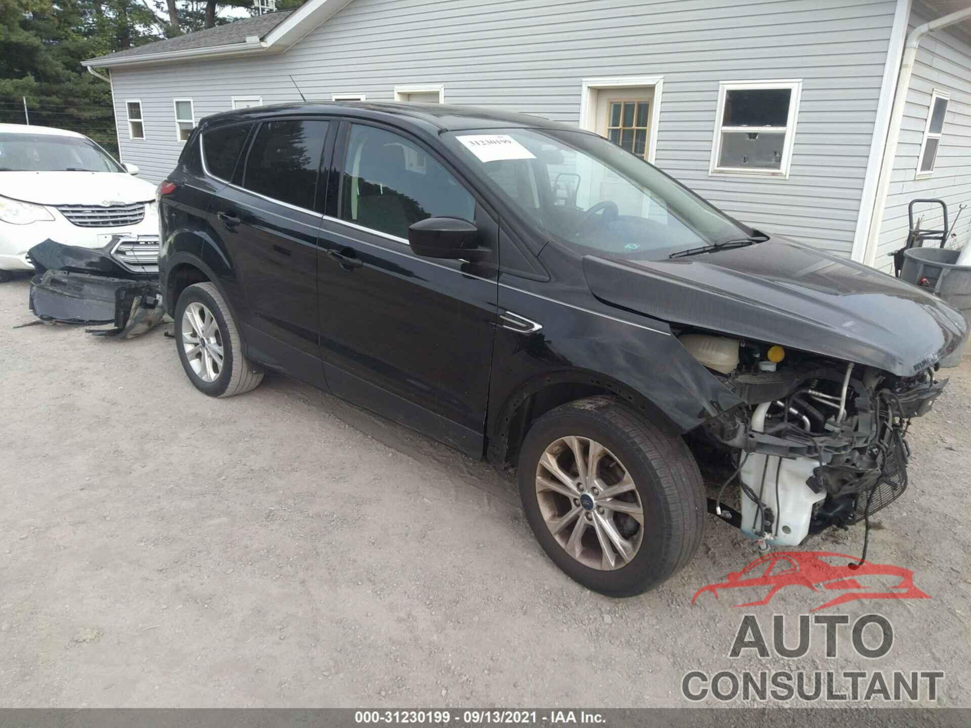 FORD ESCAPE 2017 - 1FMCU0GD1HUD26058