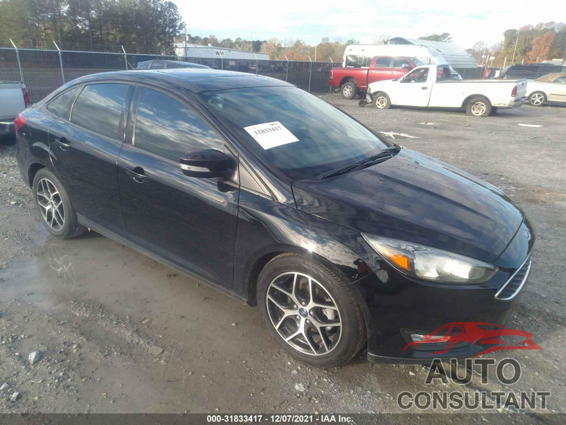 FORD FOCUS 2018 - 1FADP3H21JL298861