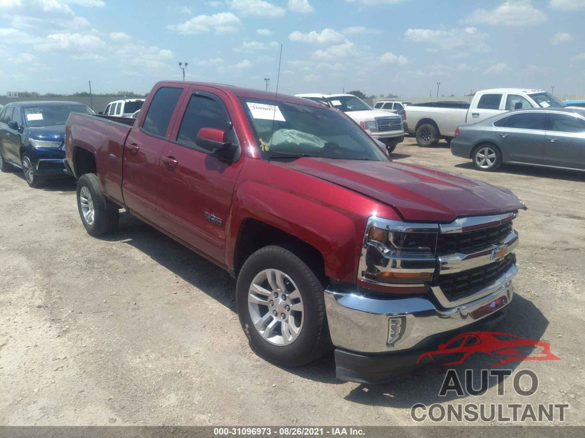 CHEVROLET SILVERADO 1500 2018 - 1GCRCREC3JZ369468
