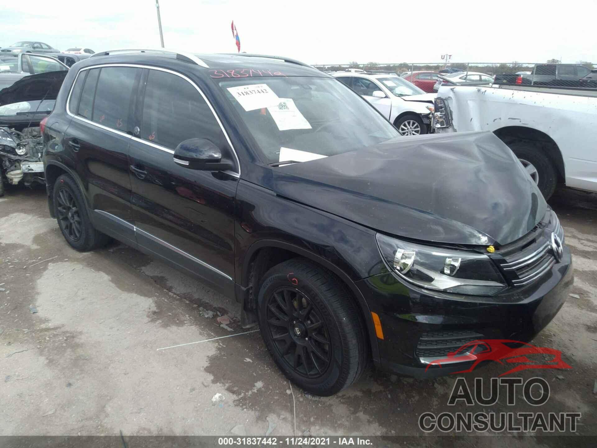 VOLKSWAGEN TIGUAN 2017 - WVGRV7AX7HW508919