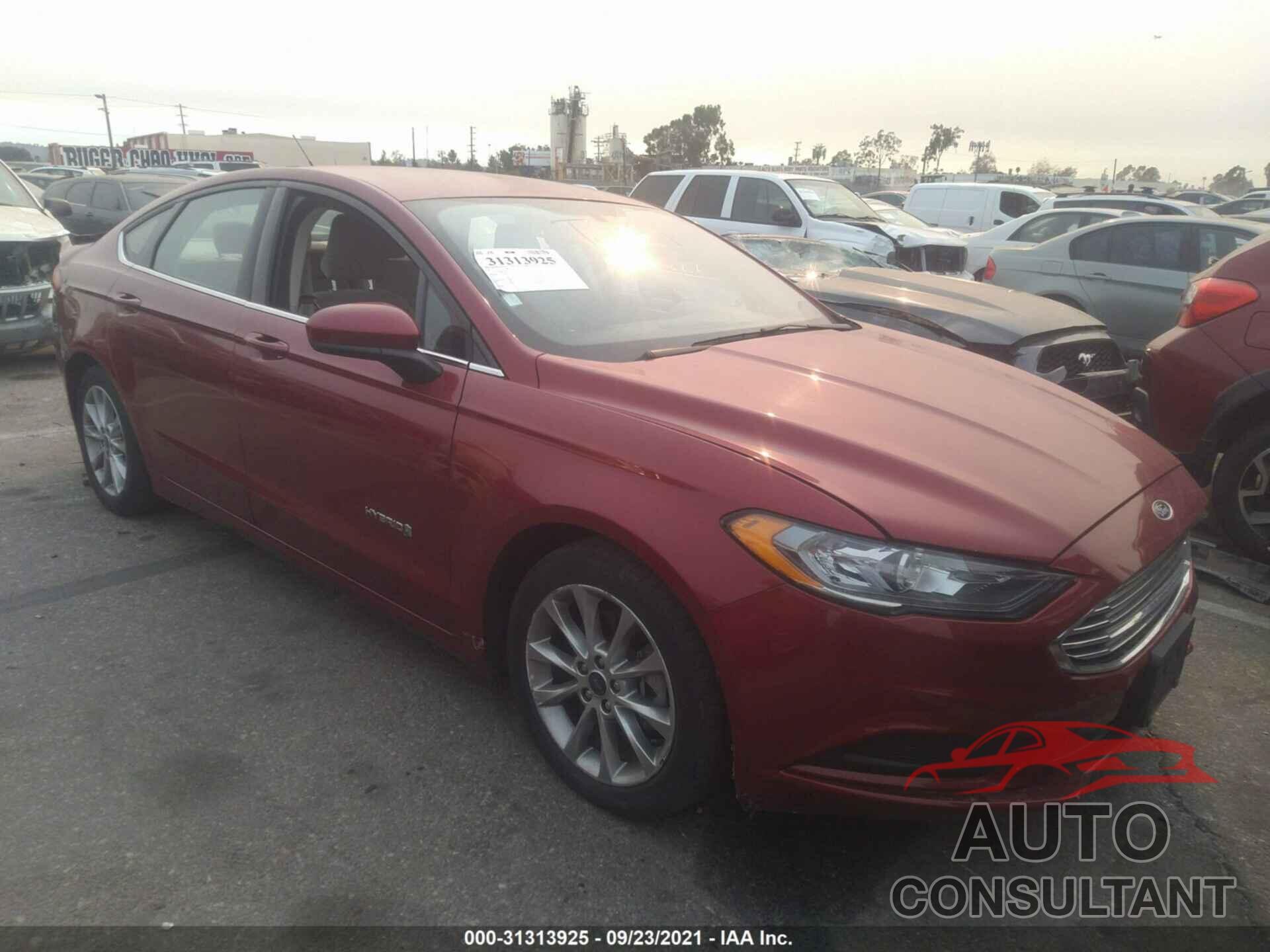 FORD FUSION 2017 - 3FA6P0LU8HR208181