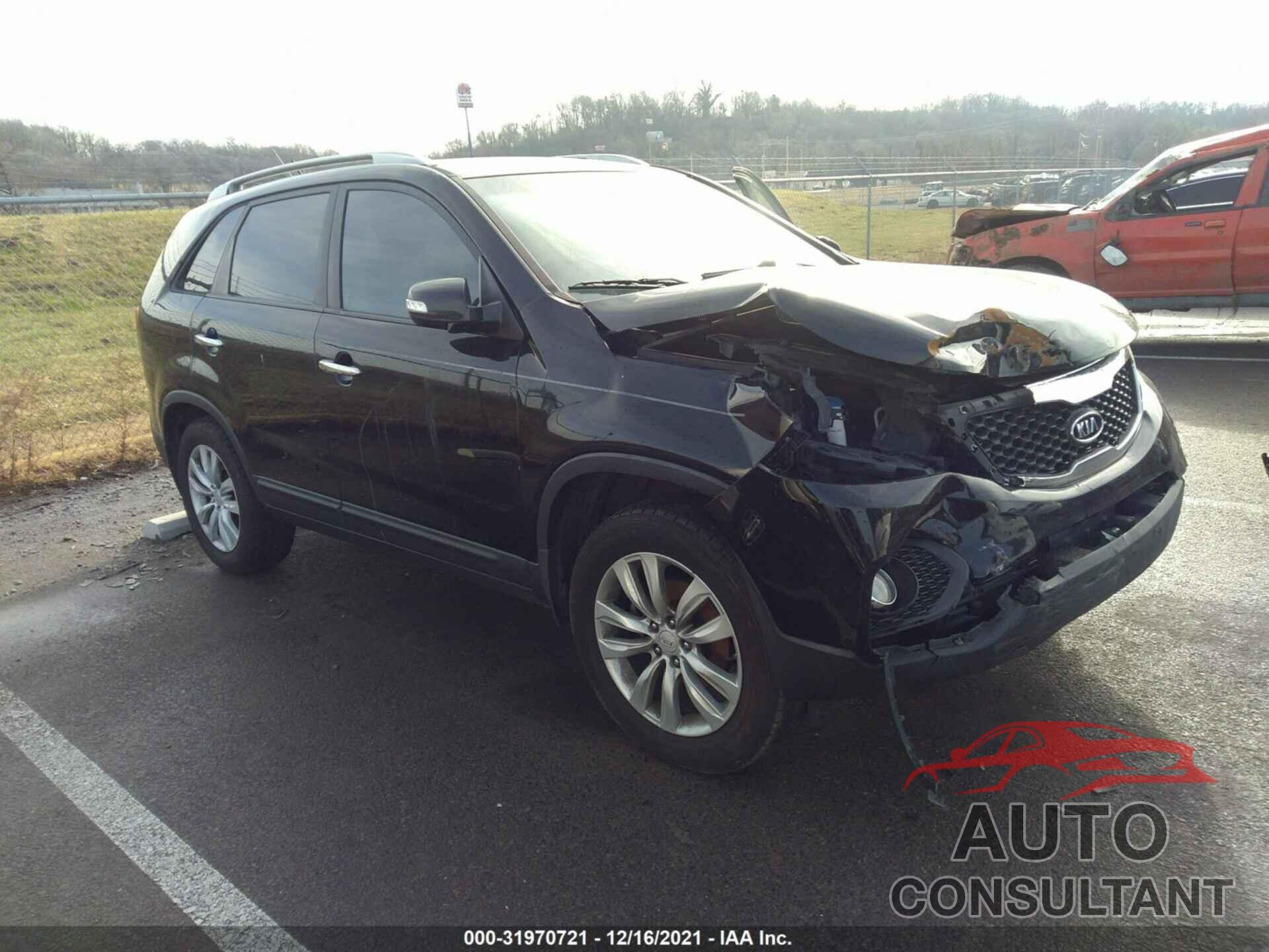 KIA SORENTO 2011 - 5XYKT4A22BG146811