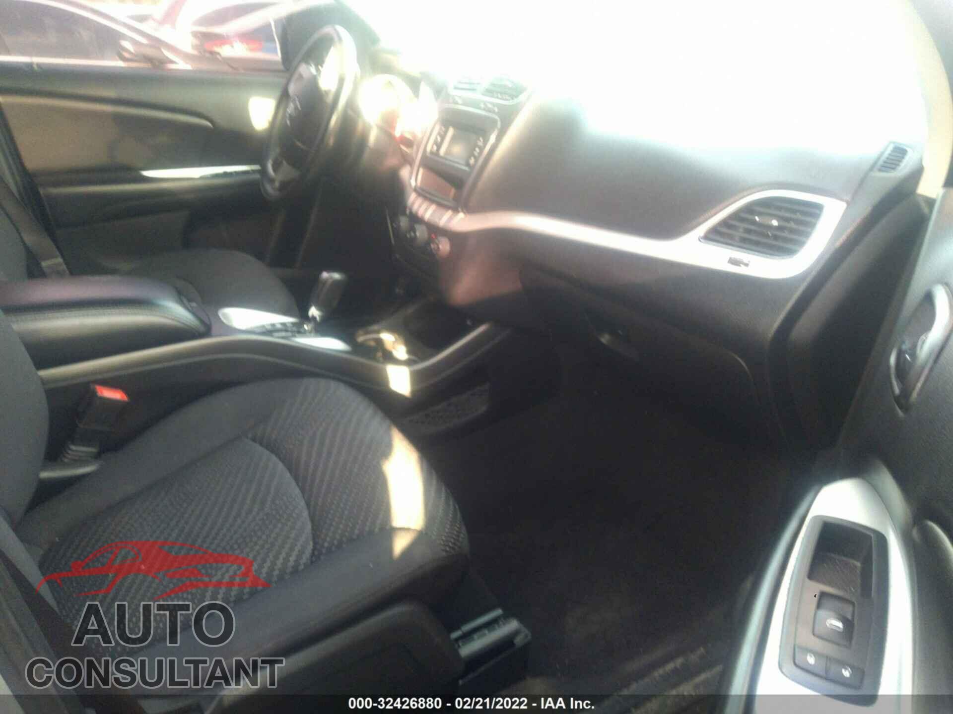 DODGE JOURNEY 2017 - 3C4PDCGG8HT626448