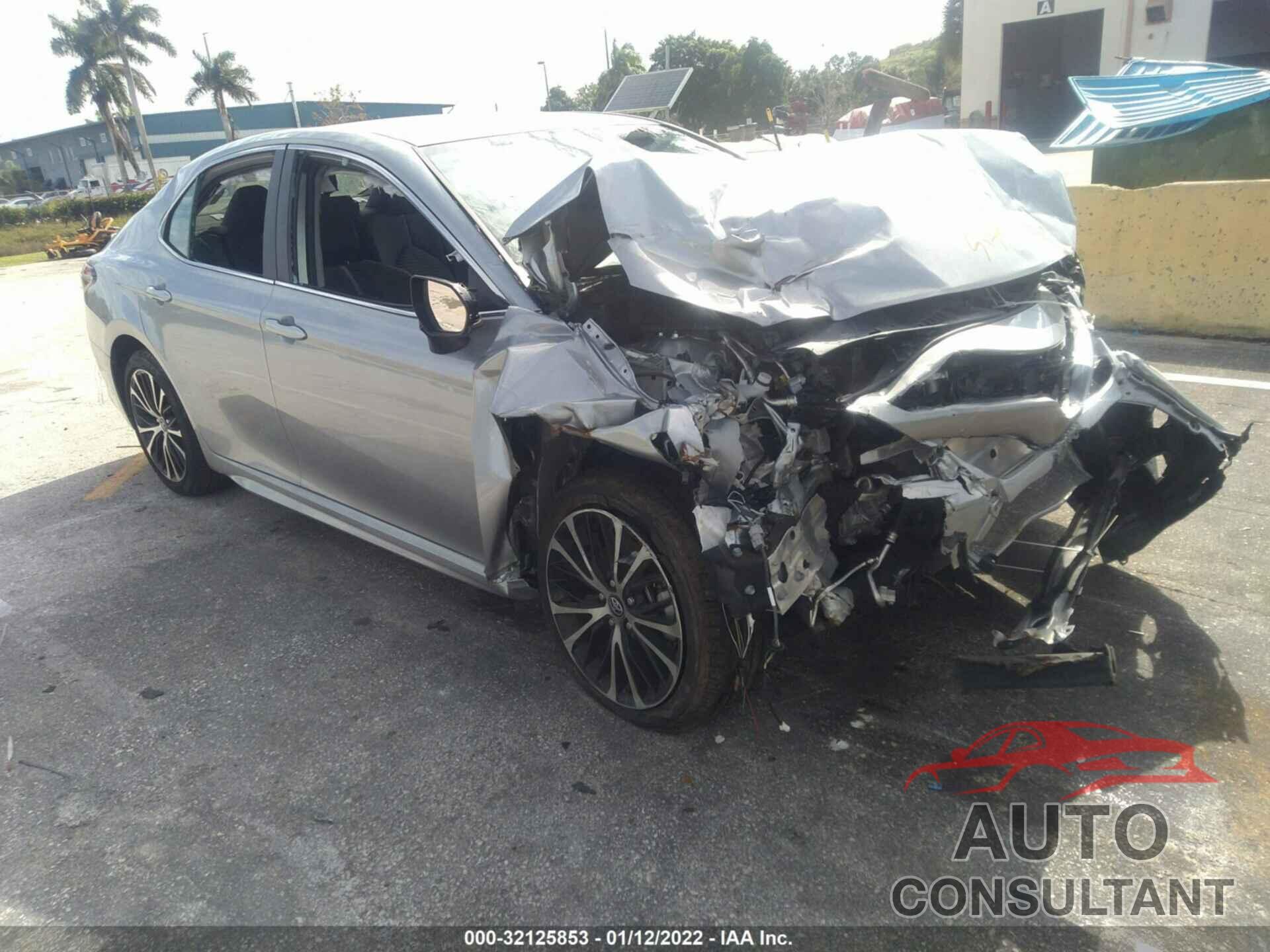 TOYOTA CAMRY 2020 - 4T1G11AK2LU323265