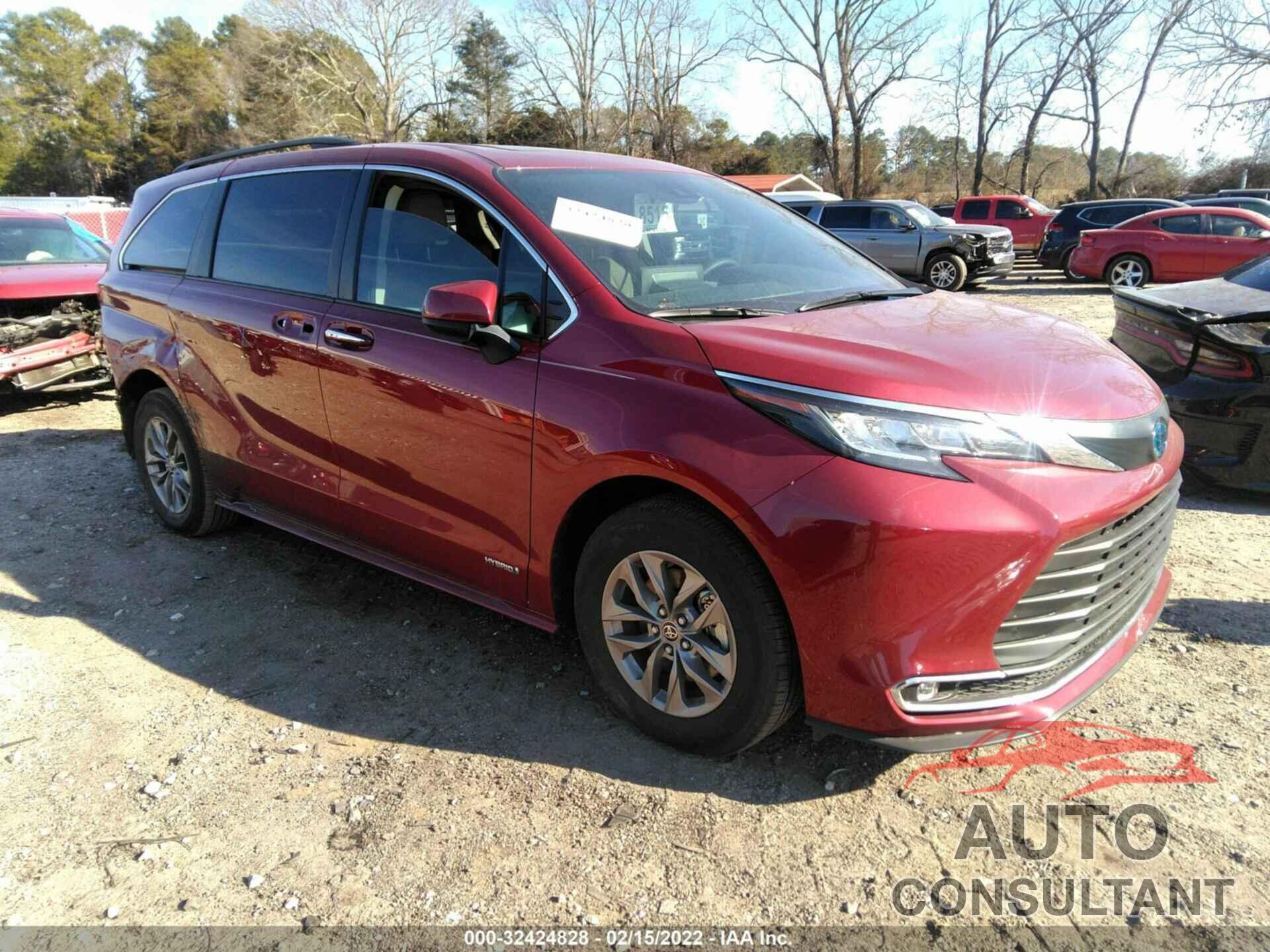 TOYOTA SIENNA 2021 - 5TDYRKEC2MS056984