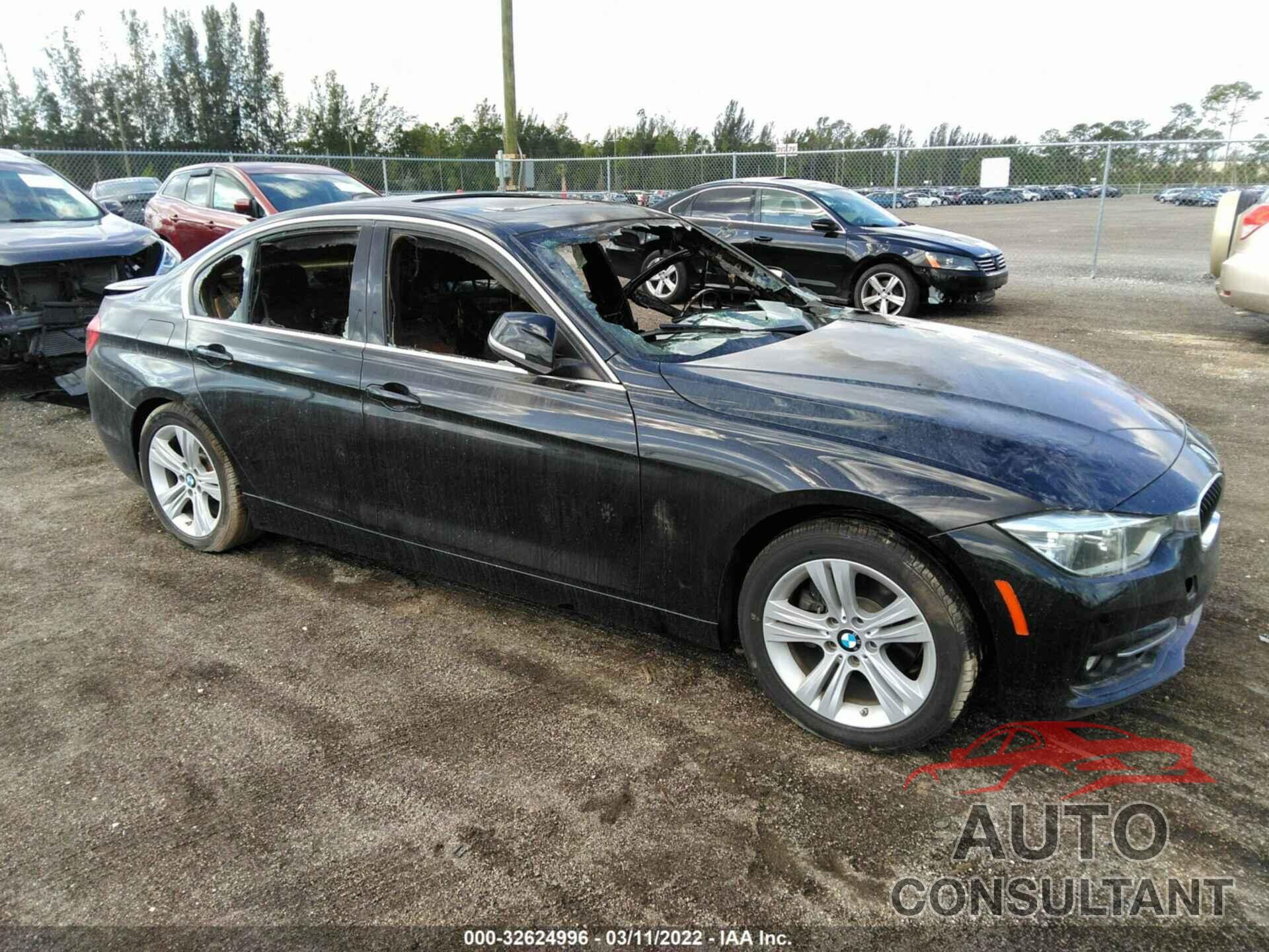 BMW 3 SERIES 2018 - WBA8B9C50JEE81283