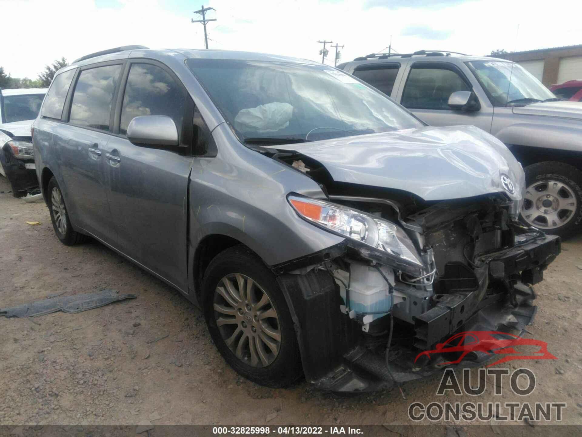 TOYOTA SIENNA 2017 - 5TDYZ3DC1HS819364