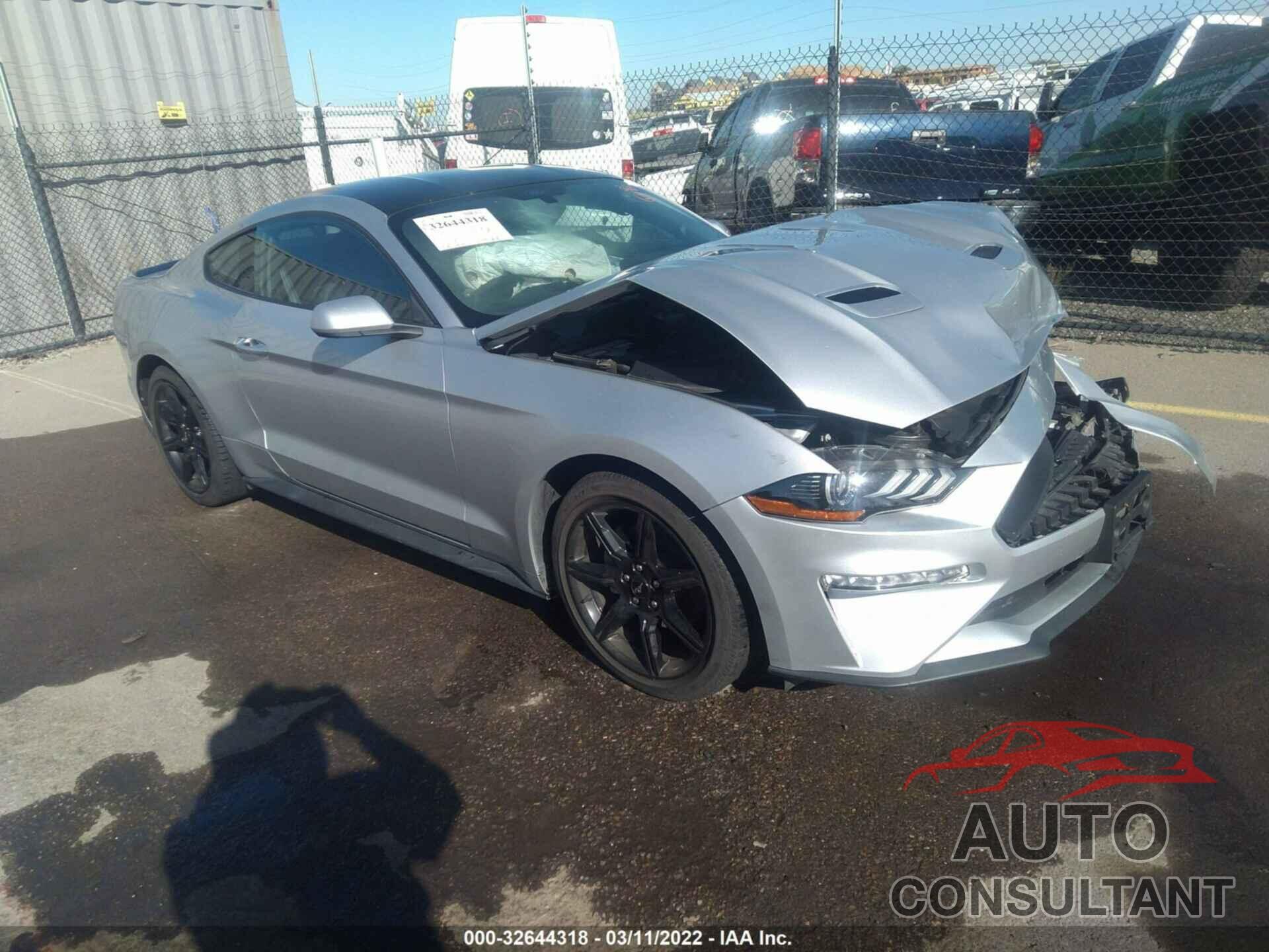 FORD MUSTANG 2018 - 1FA6P8TH5J5146460