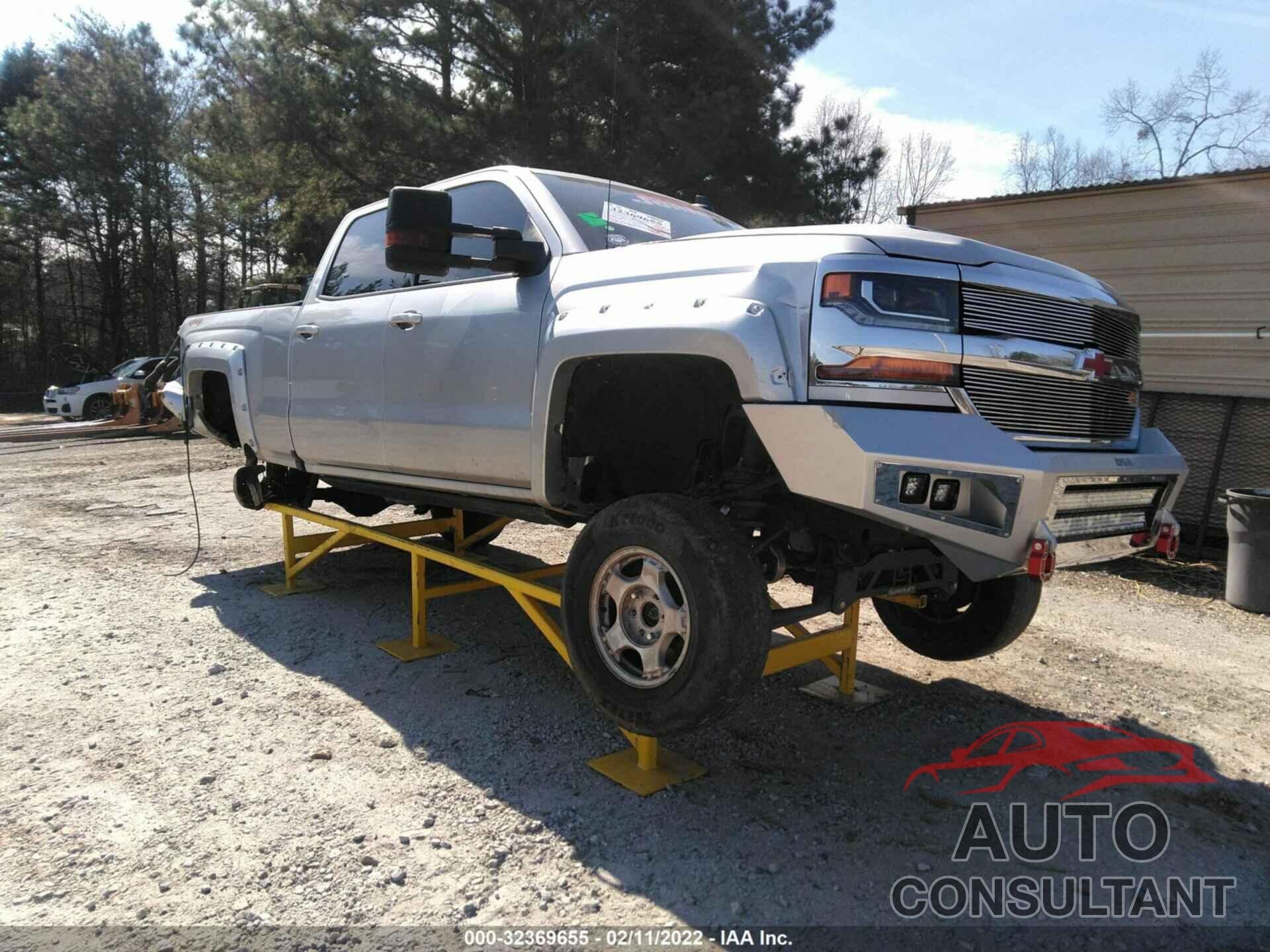 CHEVROLET SILVERADO 1500 2017 - 3GCUKREC8HG427047