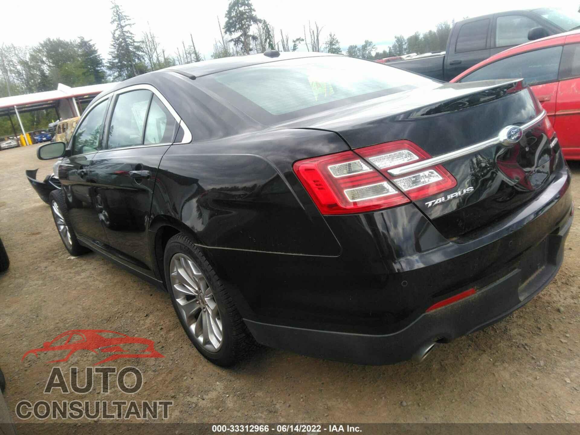 FORD TAURUS 2018 - 1FAHP2F82JG112840
