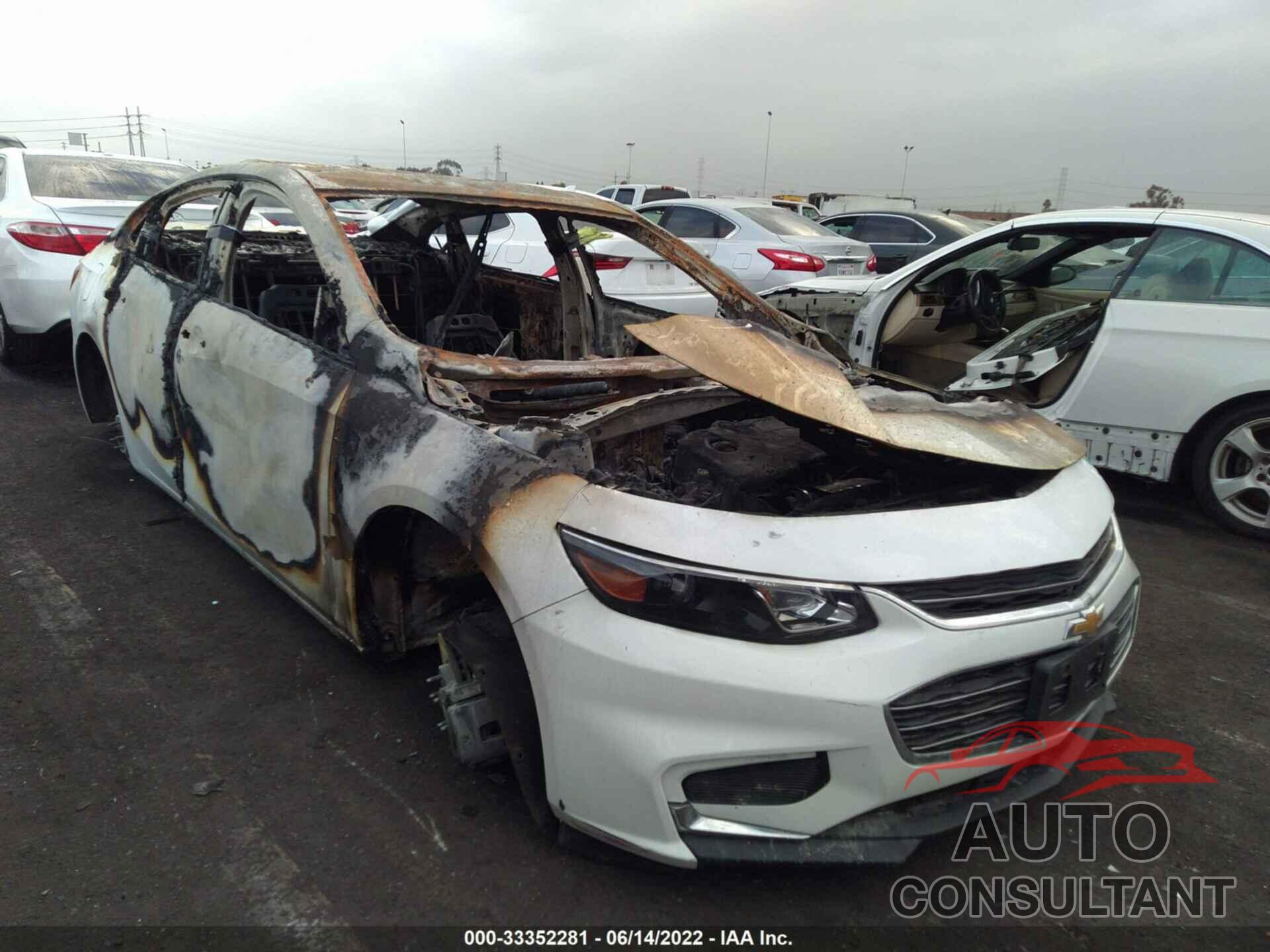CHEVROLET MALIBU 2018 - 1G1ZD5ST7JF246082