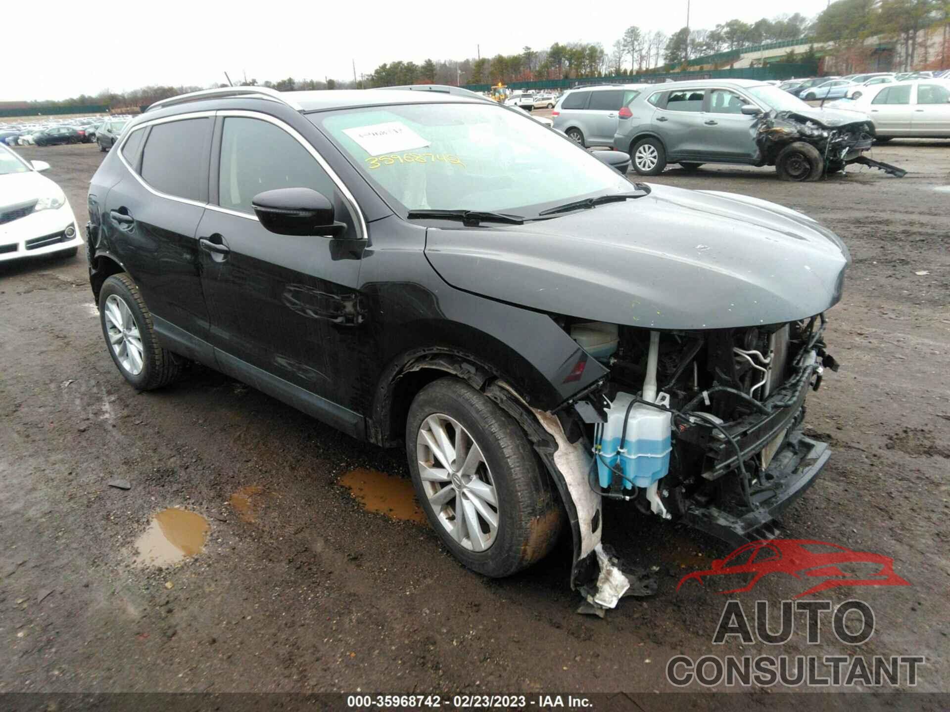 NISSAN ROGUE SPORT 2018 - JN1BJ1CR2JW201356